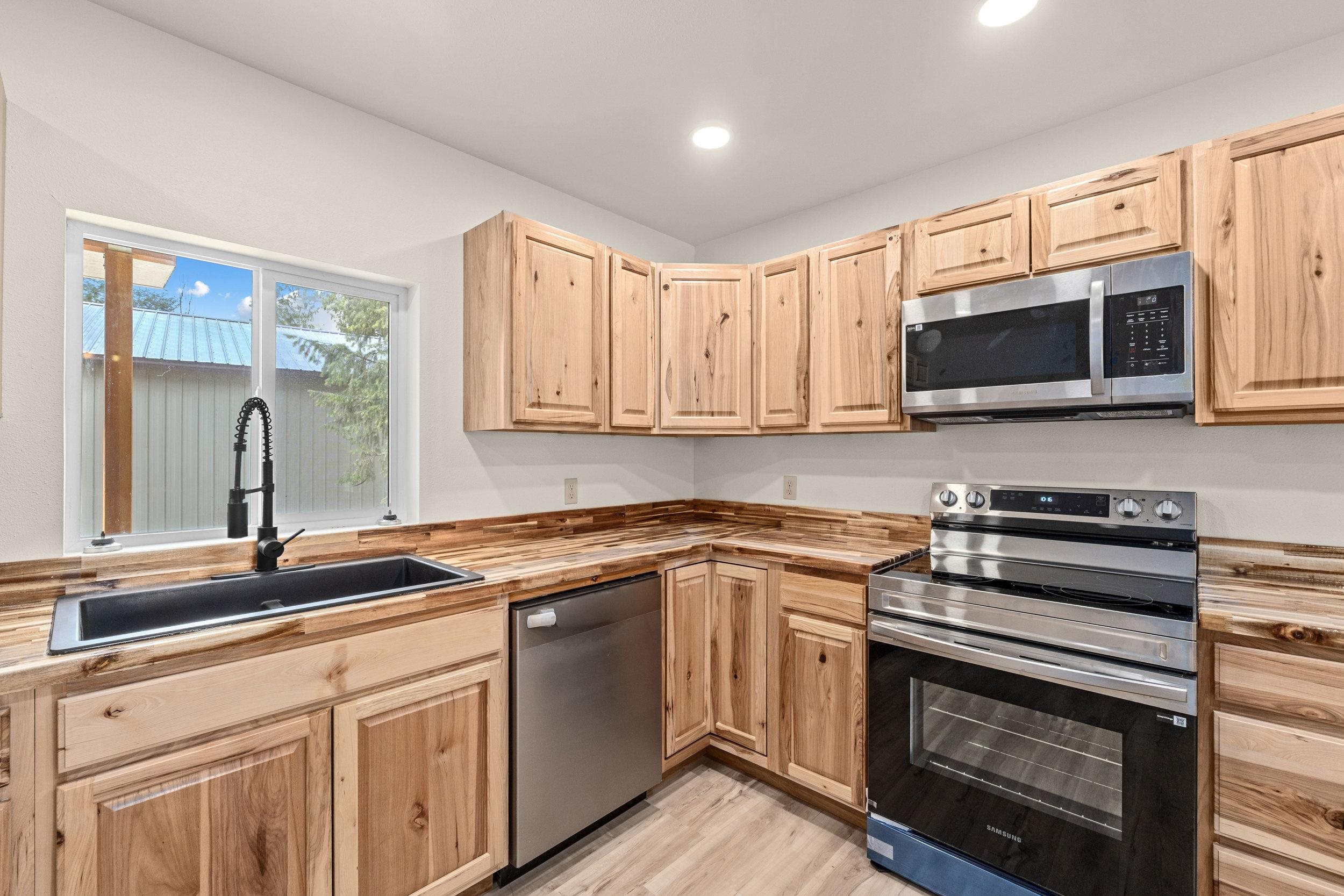 107 Lilac Ln - Photo 10