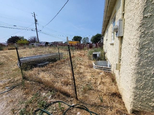 2414 E Longfellow Ave - Photo 37