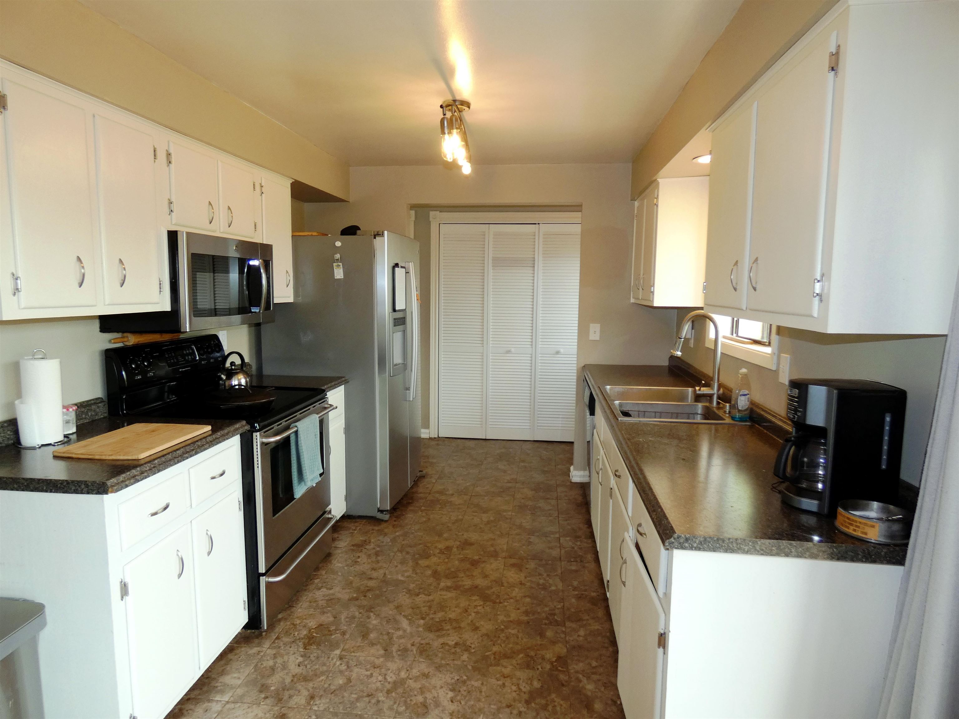 12112 S ANDRUS Rd - Photo 8