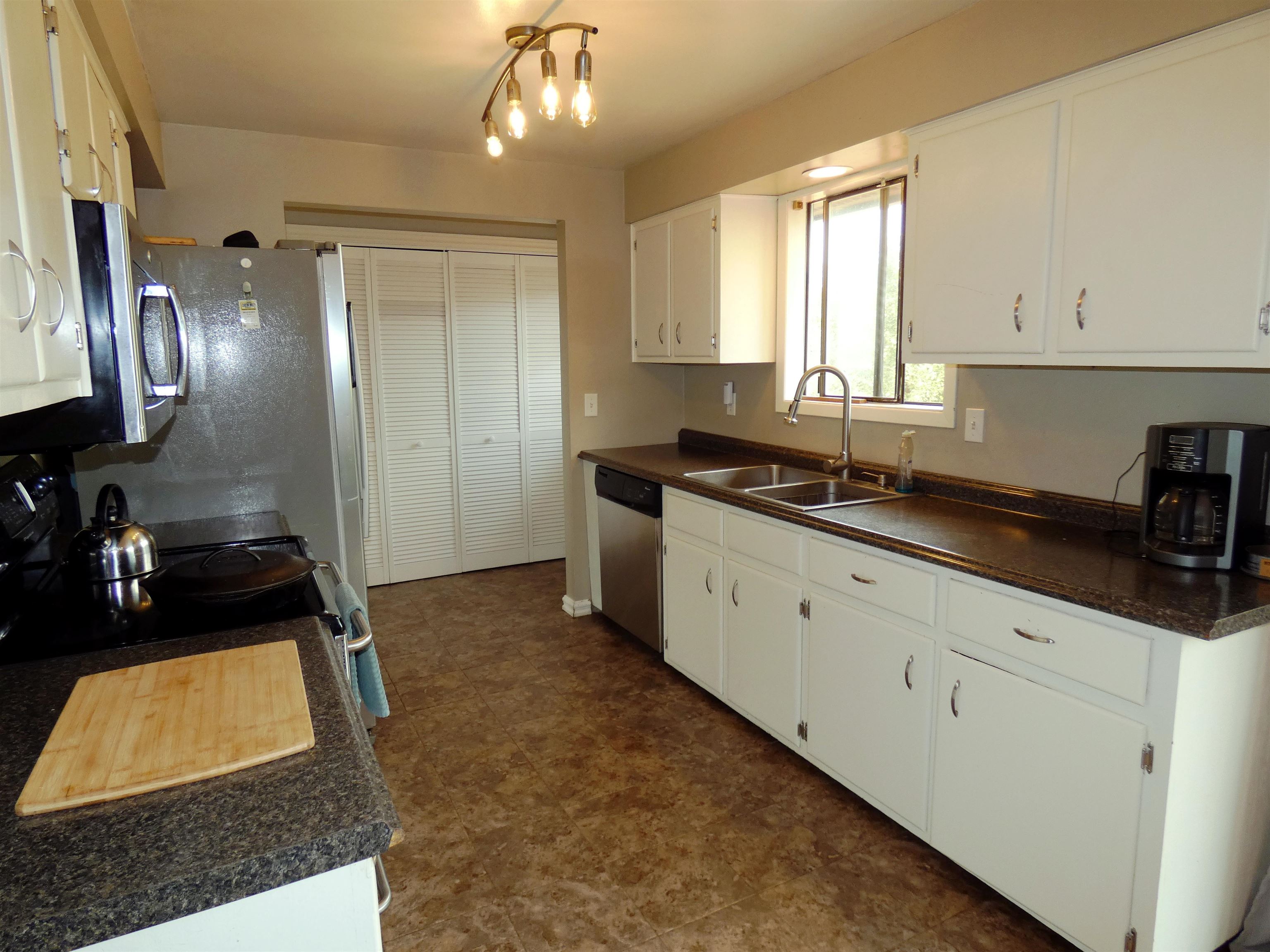 12112 S ANDRUS Rd - Photo 9