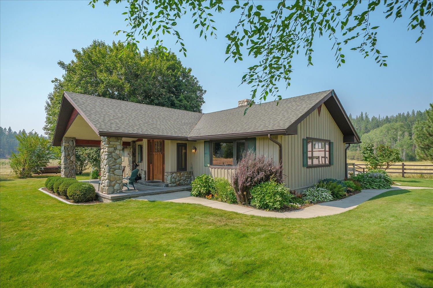 10303 E Woolard Rd - Photo 1