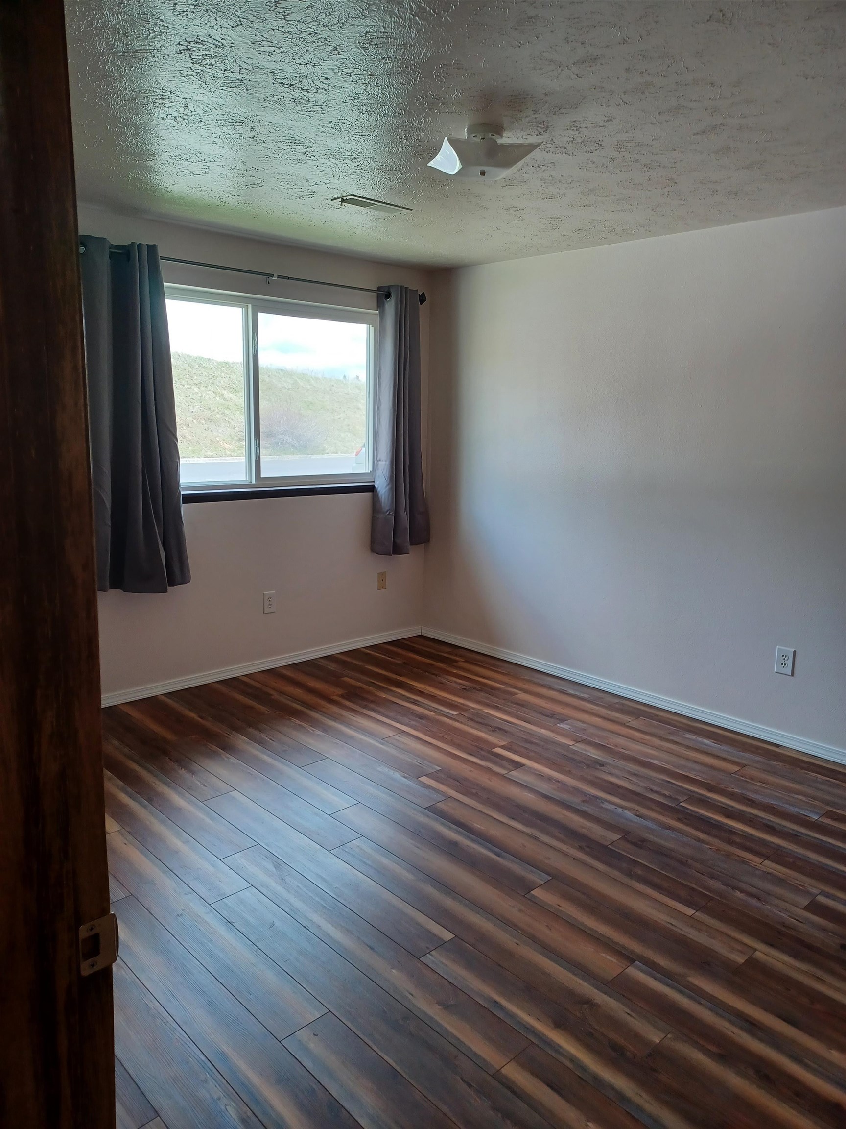 540 N Madison St - Photo 10