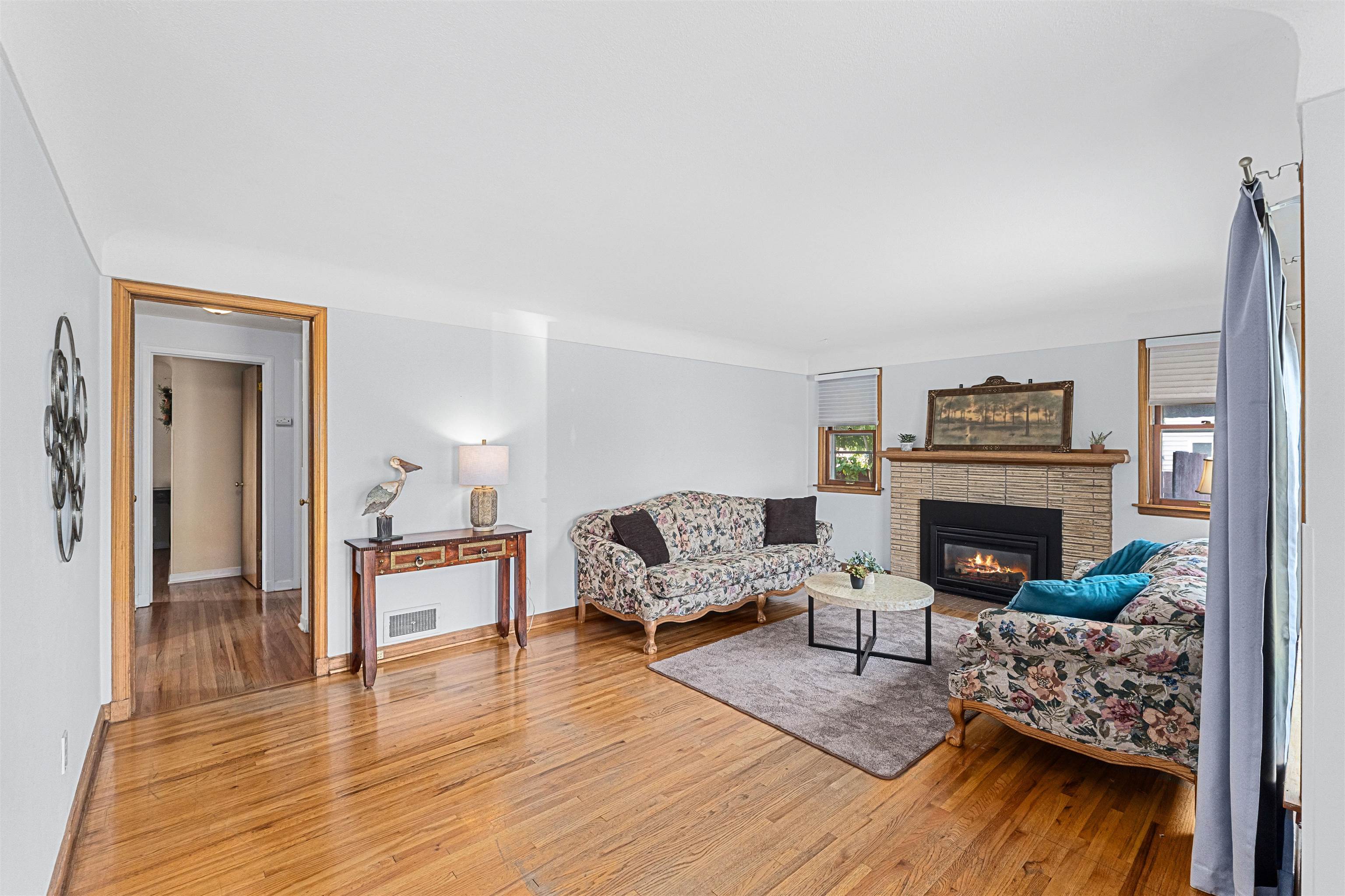 2337 W Rockwell Ave - Photo 3