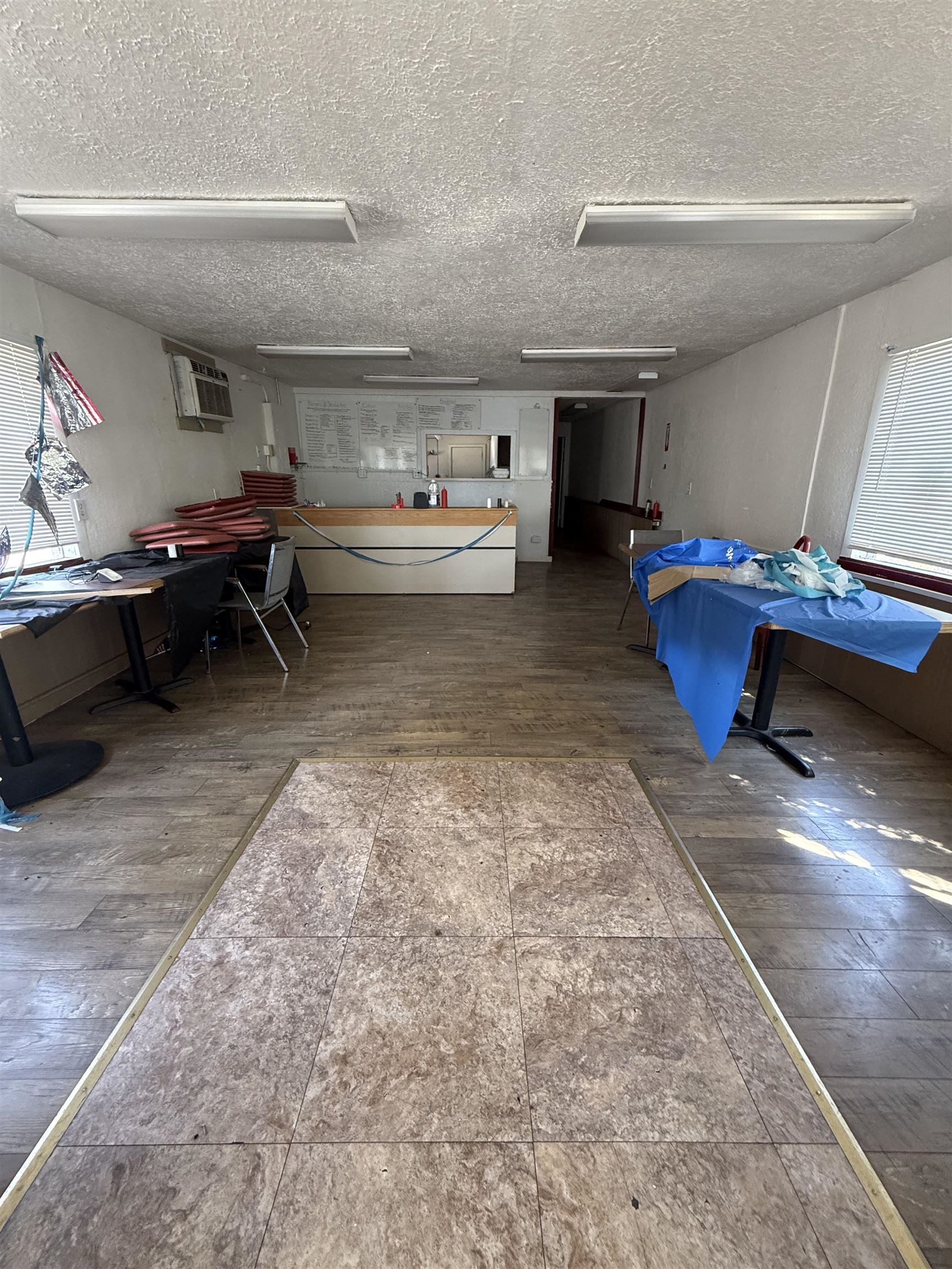 711 E Lake St - Photo 20