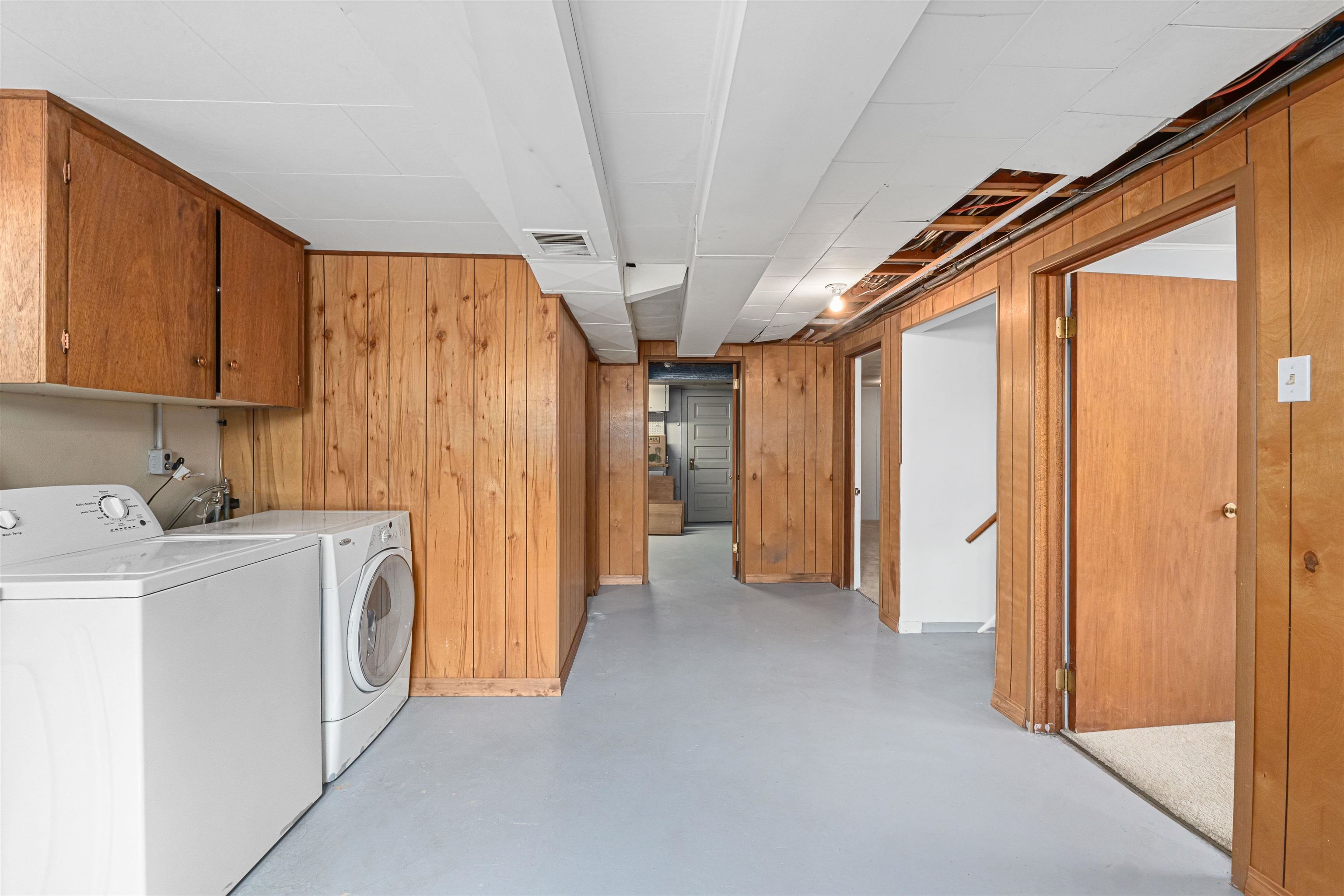 2337 W Rockwell Ave - Photo 16