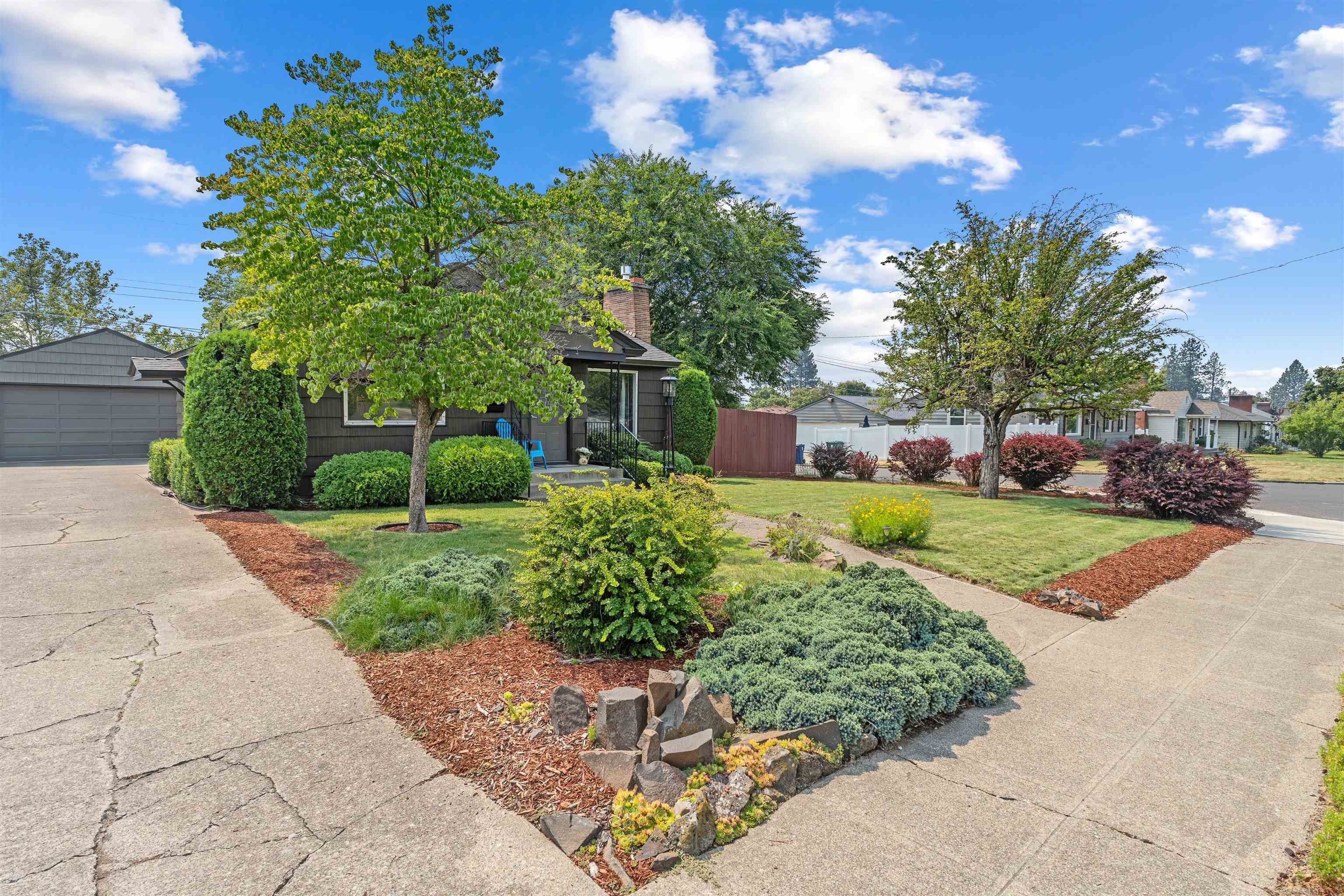 2337 W Rockwell Ave - Photo 29