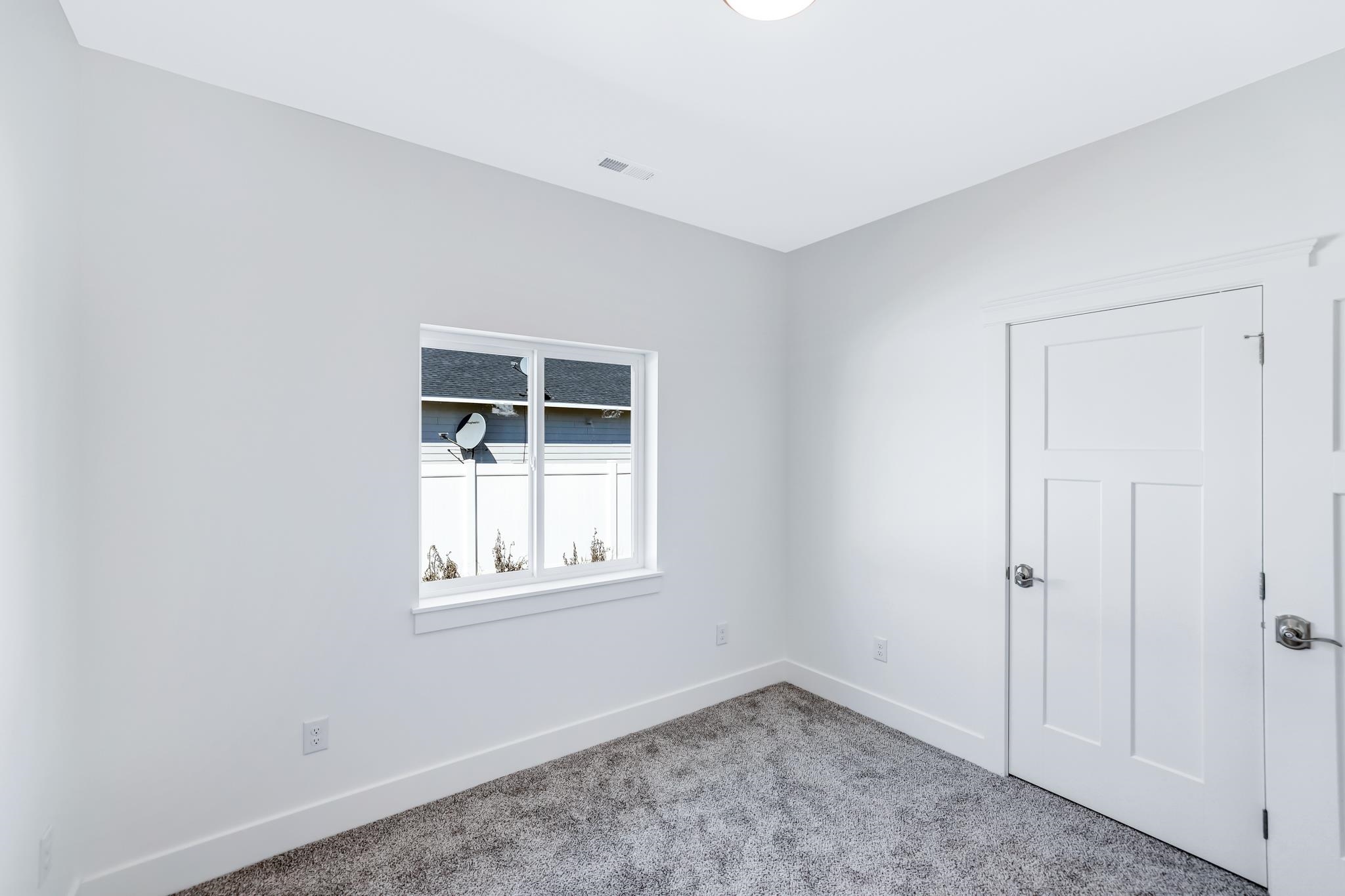 520 E Devisadero St - Photo 17