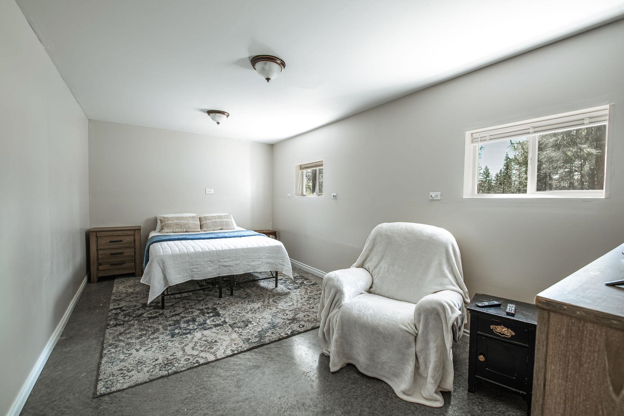 5608 W Jensen Rd - Photo 17