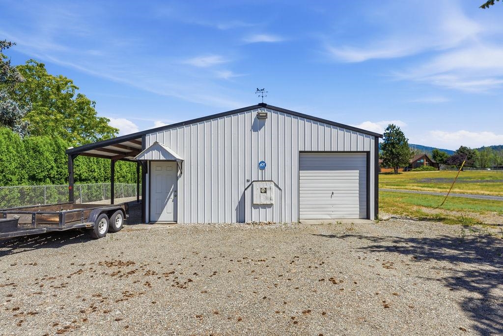 4821 S Conklin Rd - Photo 36