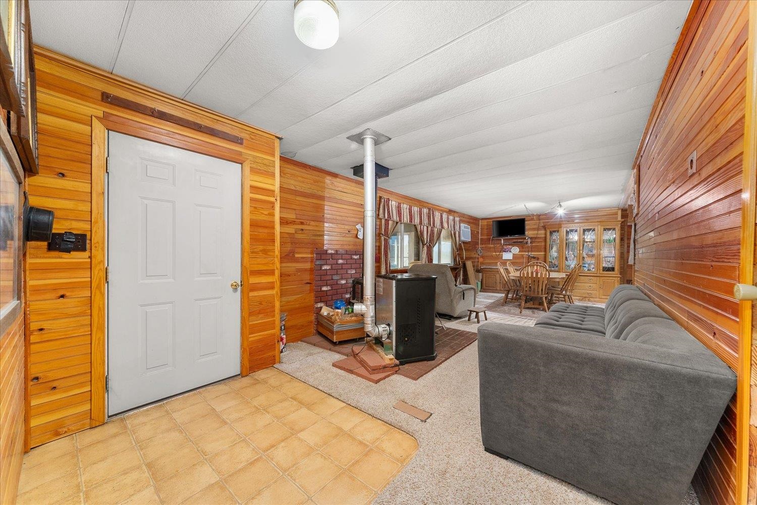 7617 Elaine St - Photo 15