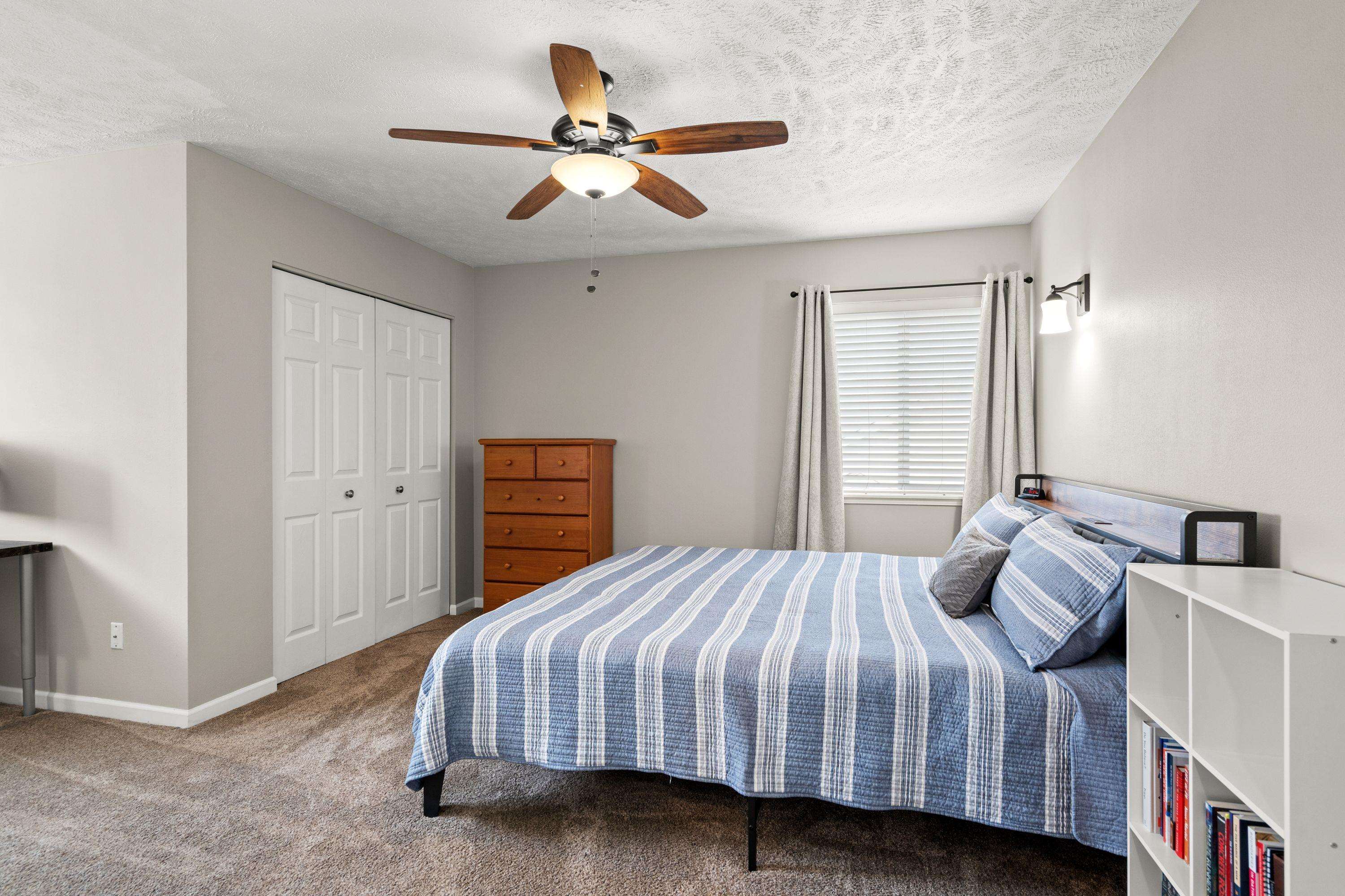23029 E Broadway Ave - Photo 19