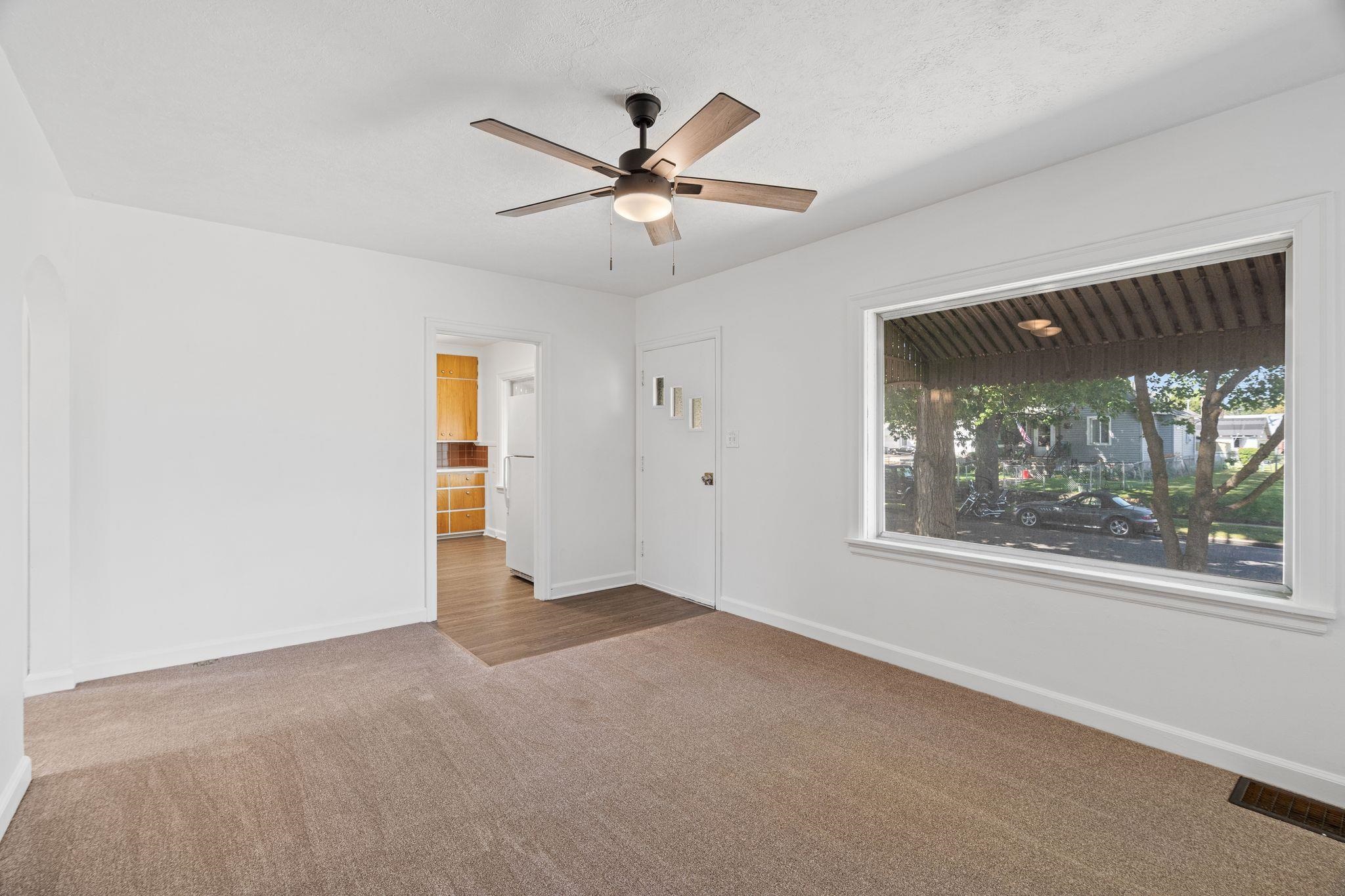 5504 N Post St - Photo 5