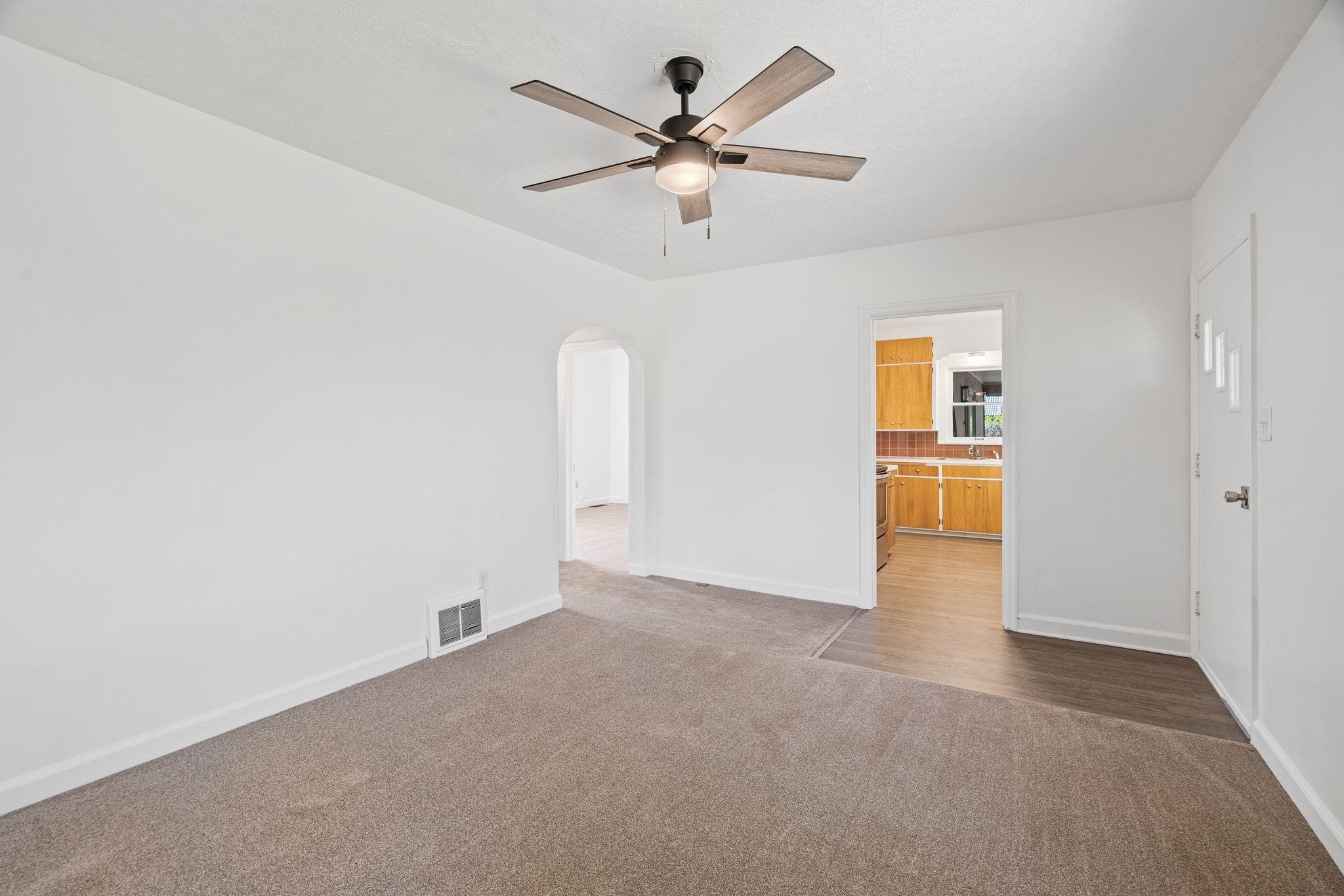 5504 N Post St - Photo 6