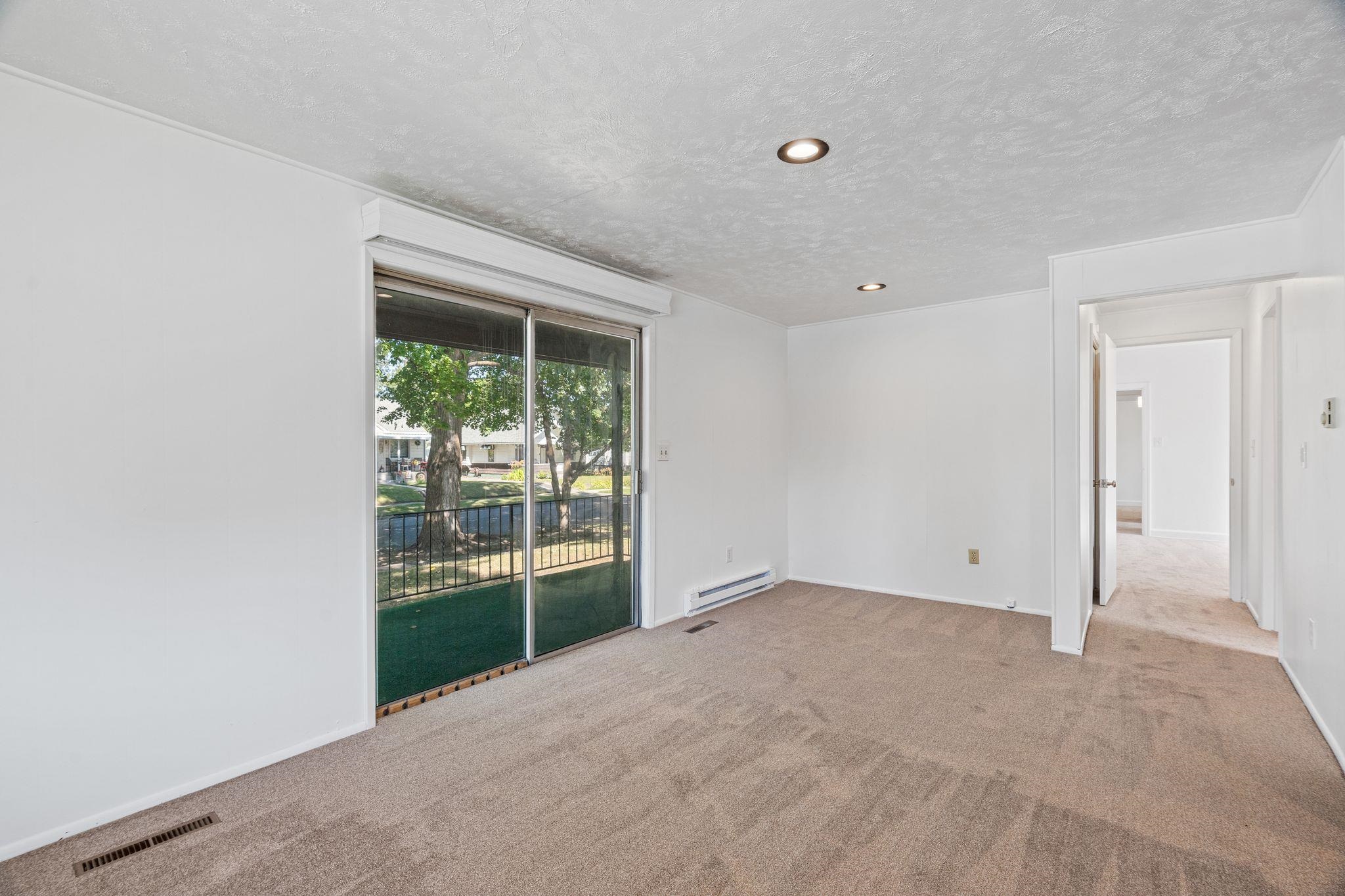 5504 N Post St - Photo 11