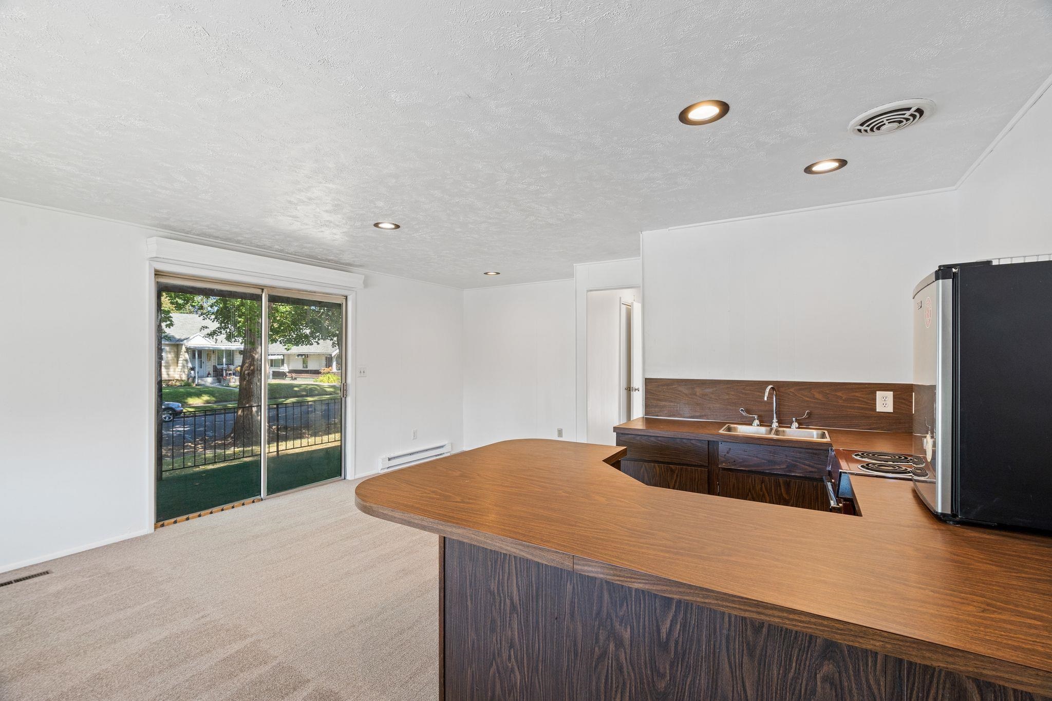 5504 N Post St - Photo 14
