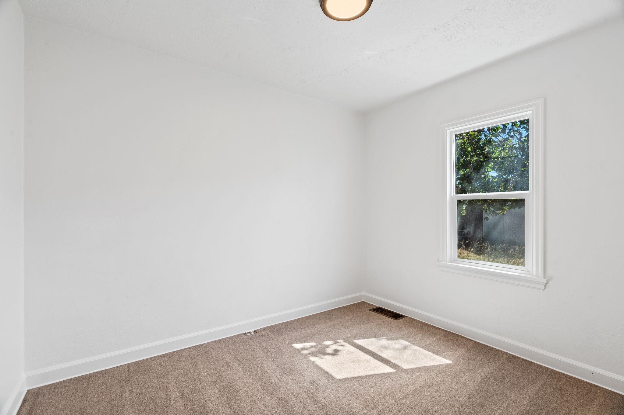 5504 N Post St - Photo 20