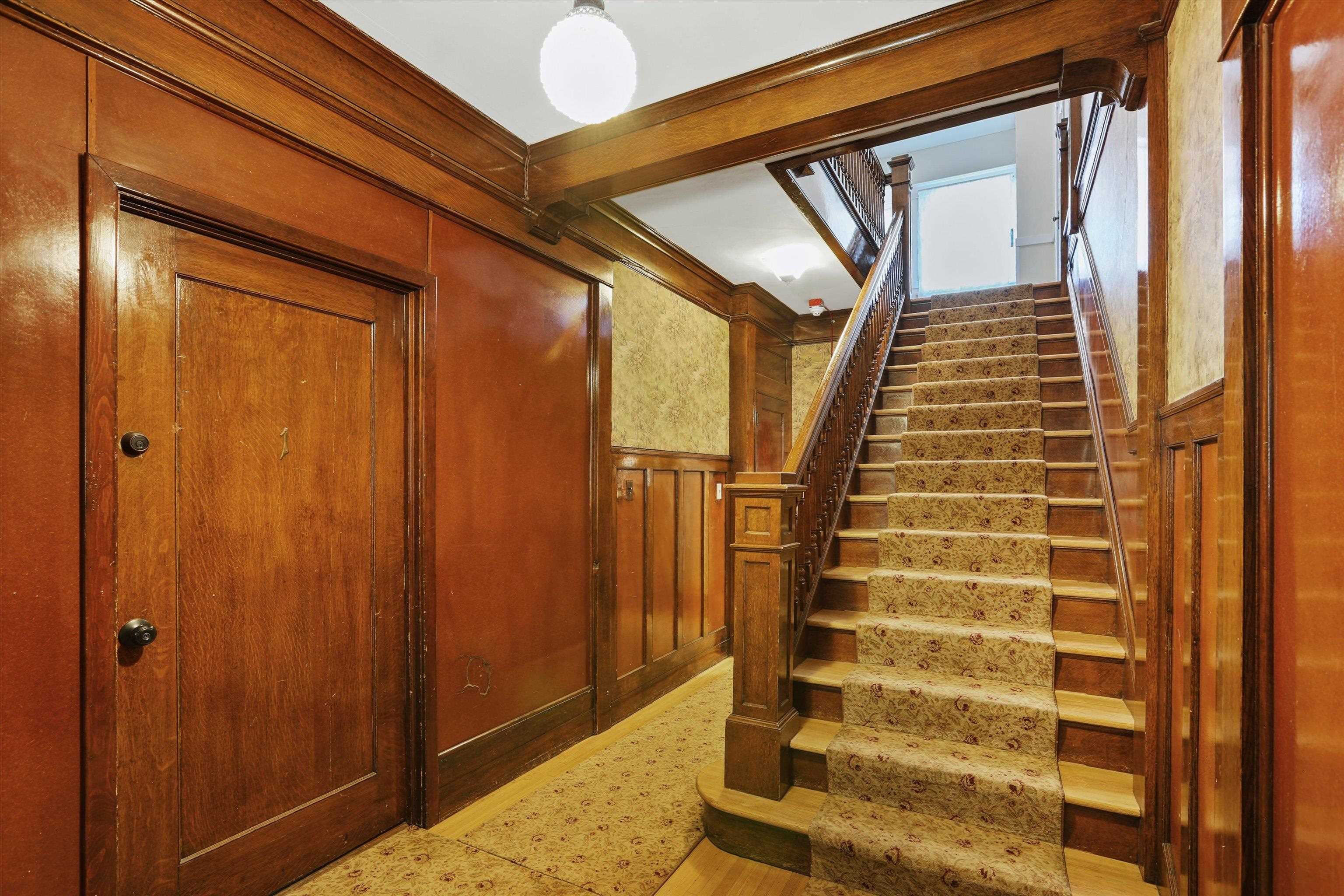 1722 W 11th Ave - Photo 10