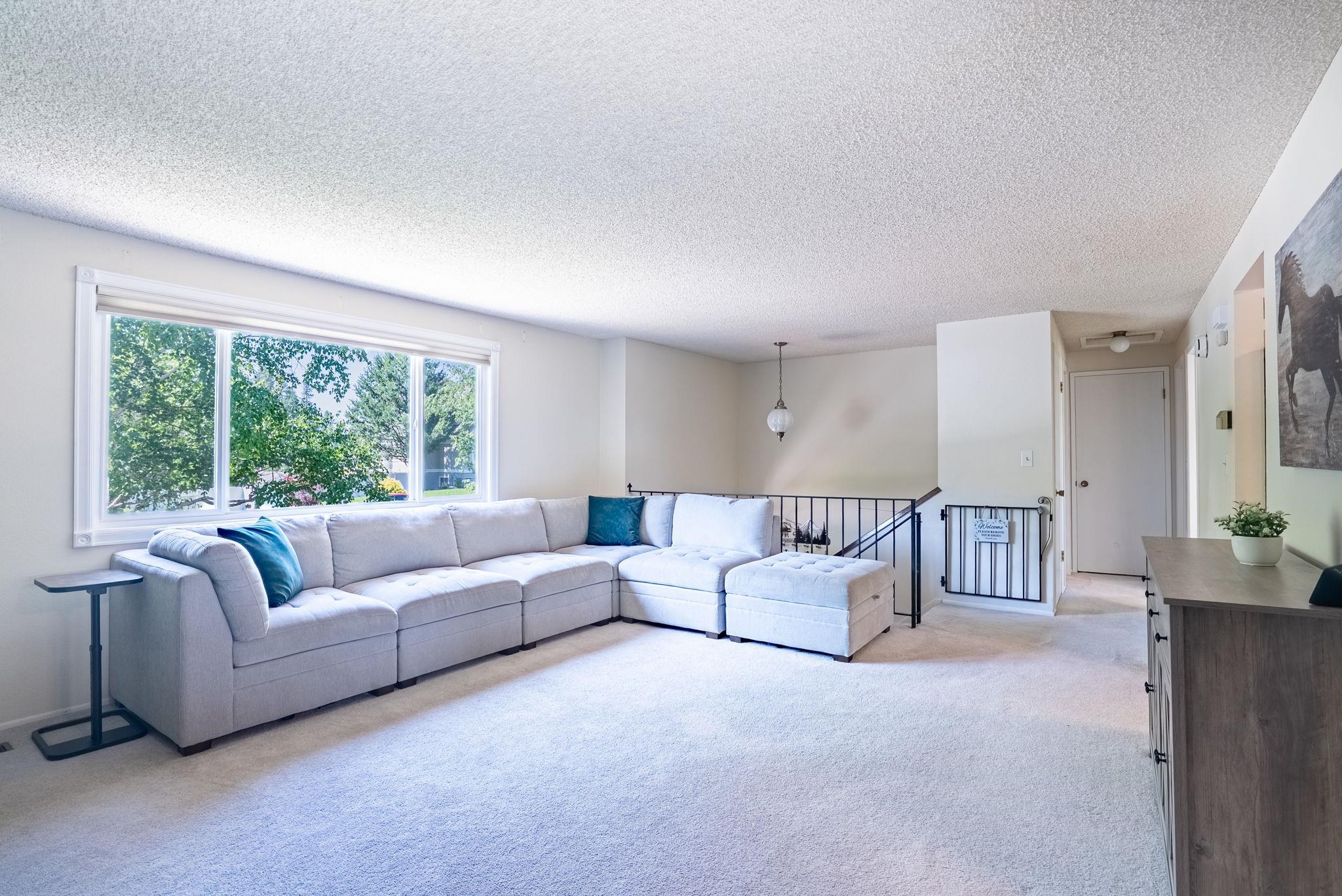 16317 E 16th Ave - Photo 5