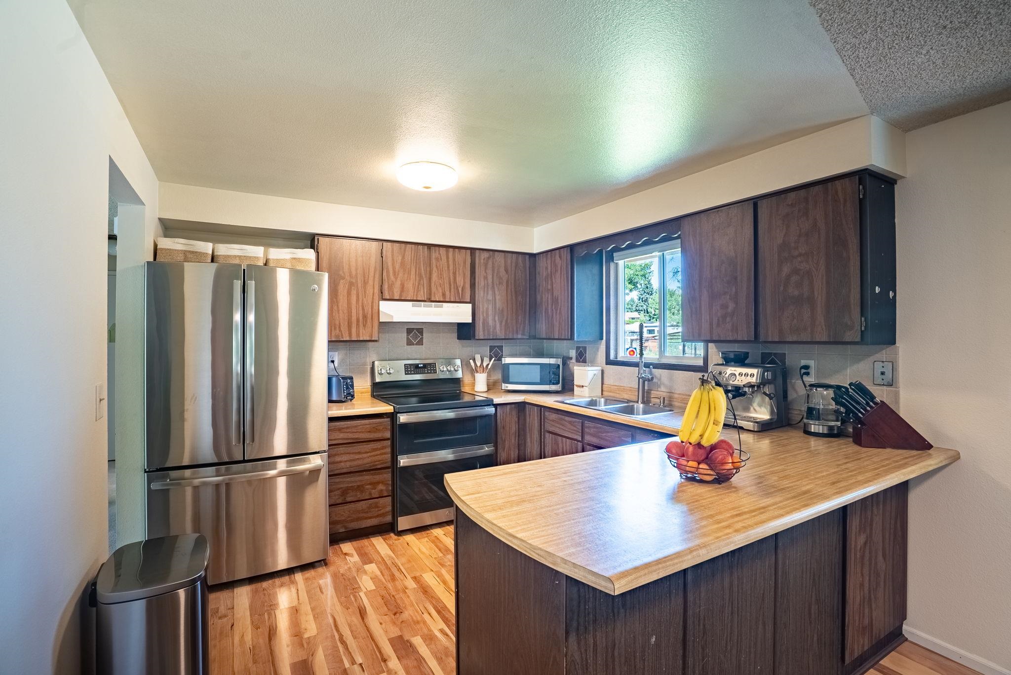 16317 E 16th Ave - Photo 6