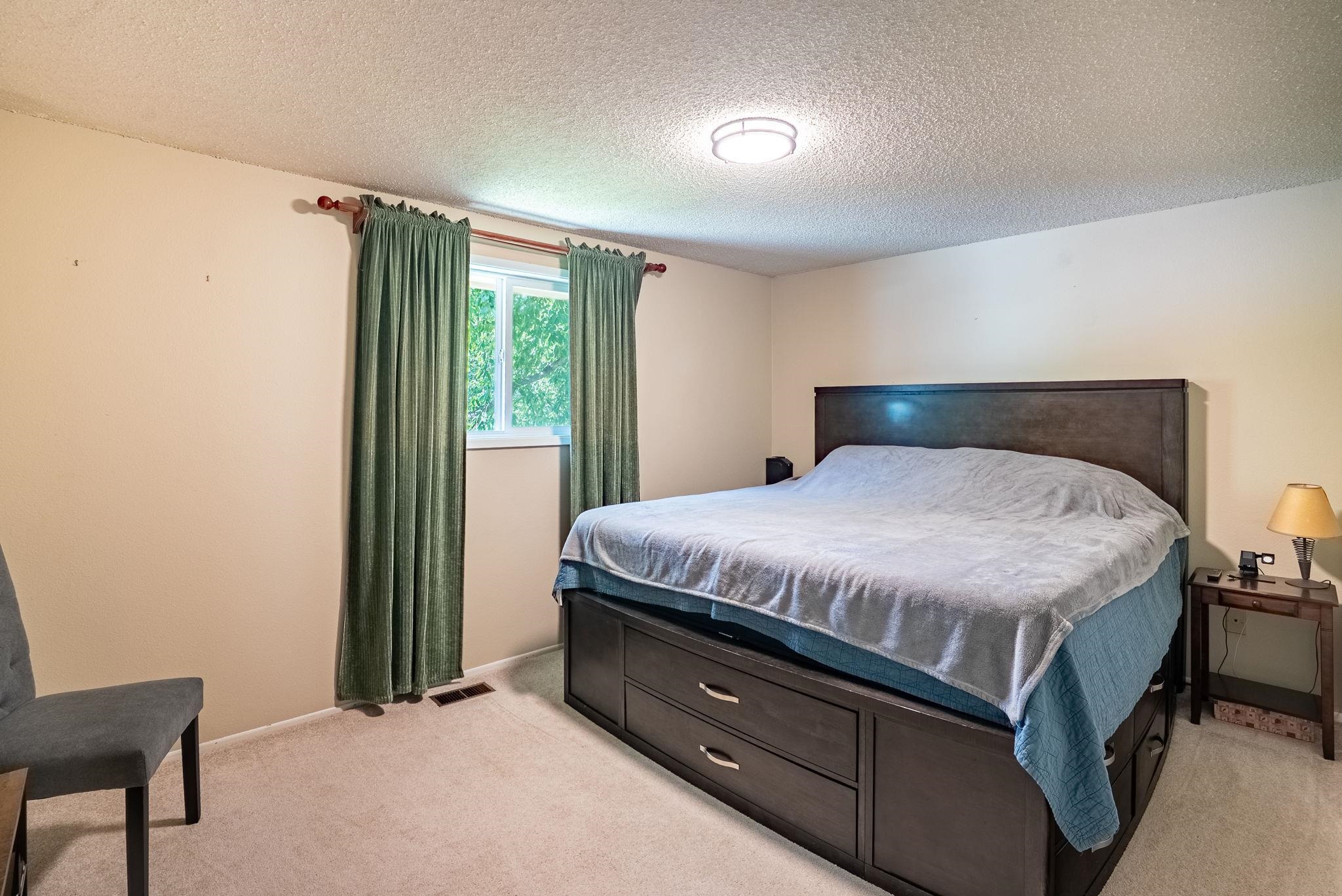16317 E 16th Ave - Photo 11