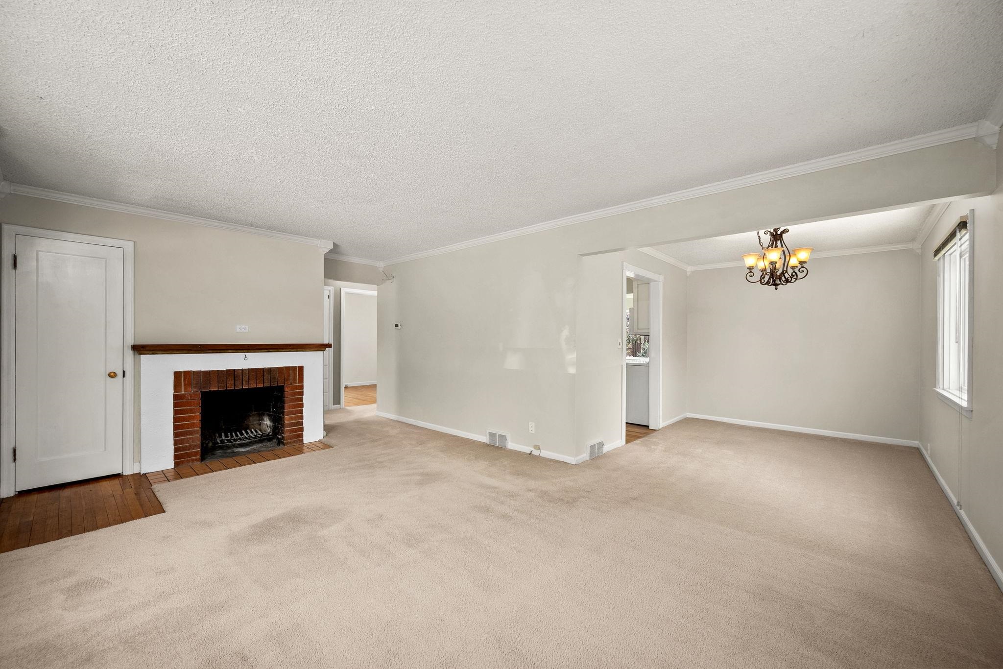 1304 E 39th Ave - Photo 11