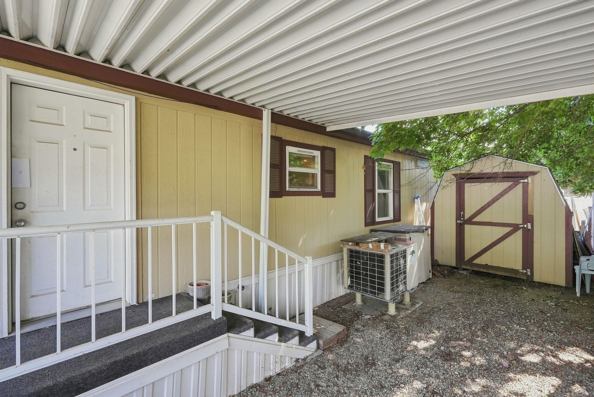 3110 E CHATTAROY #21 Rd - Photo 29