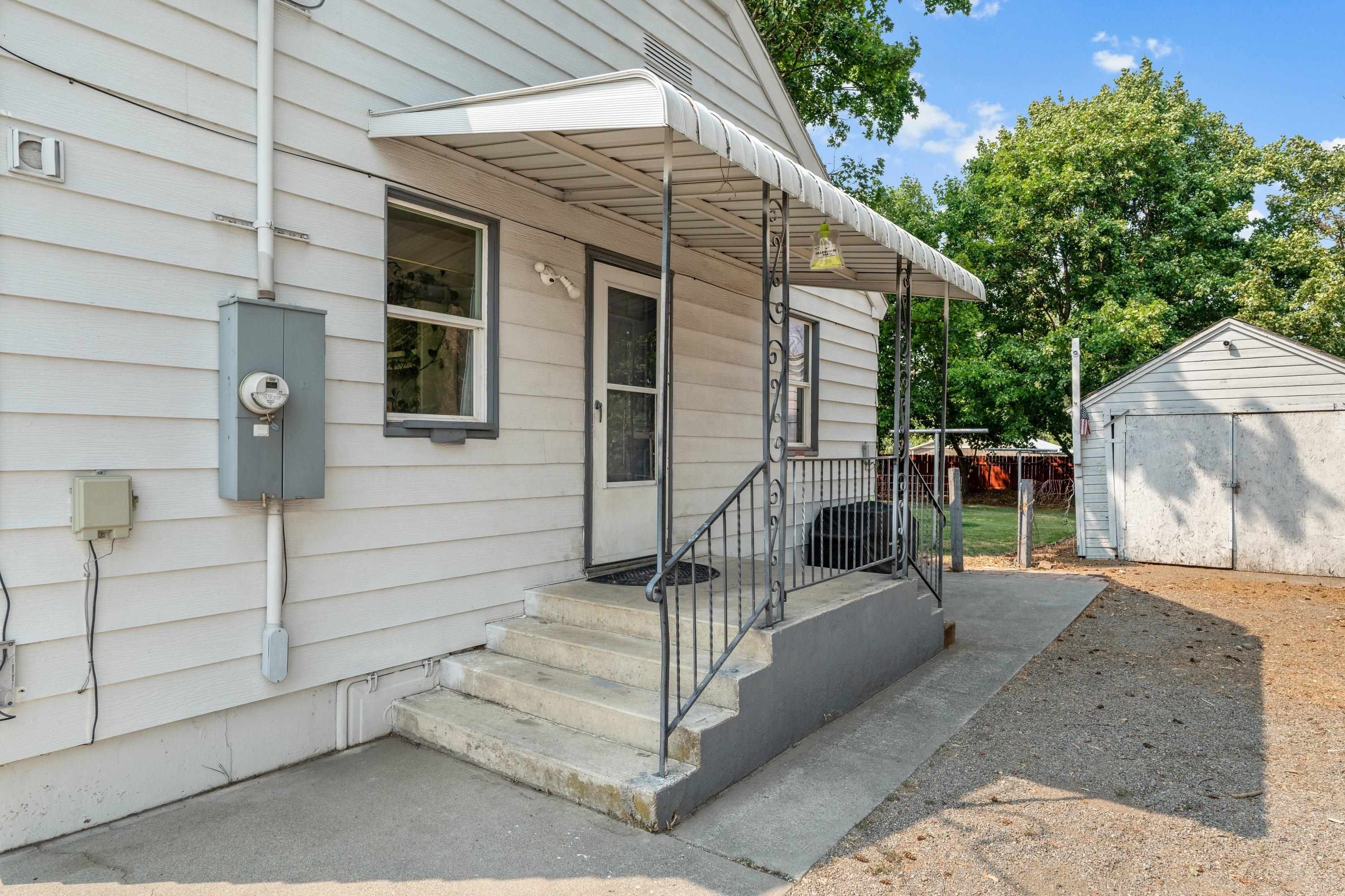 10401 E Springfield Ave - Photo 33
