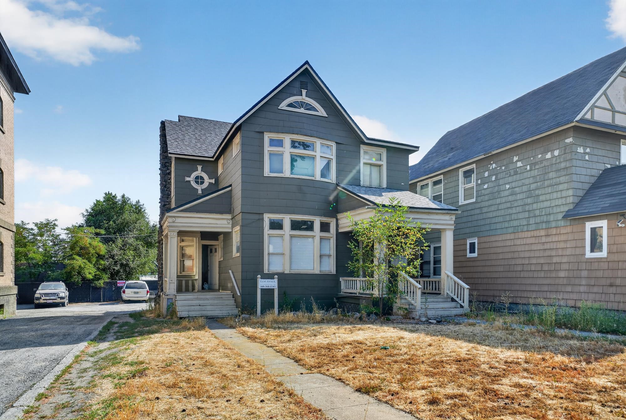 1911 W 2nd Ave - Photo 1
