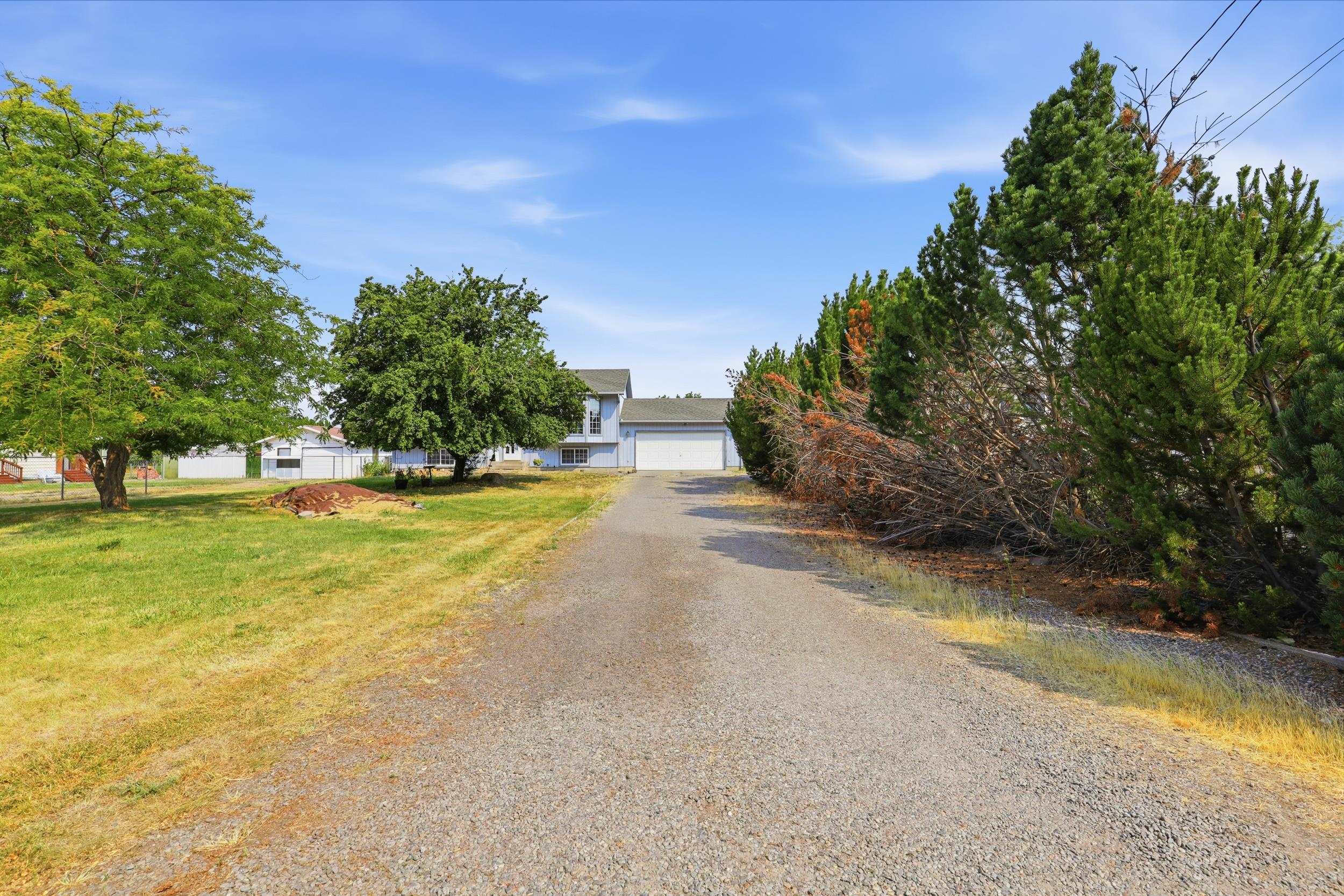 17703 E 6th Ave - Photo 4