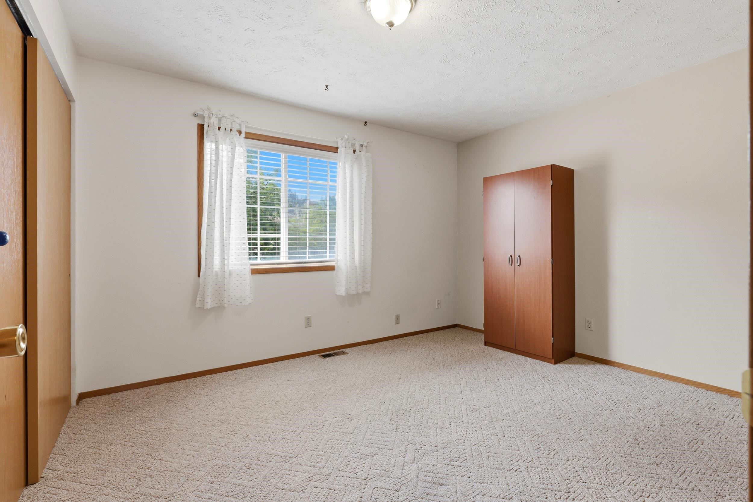17703 E 6th Ave - Photo 20