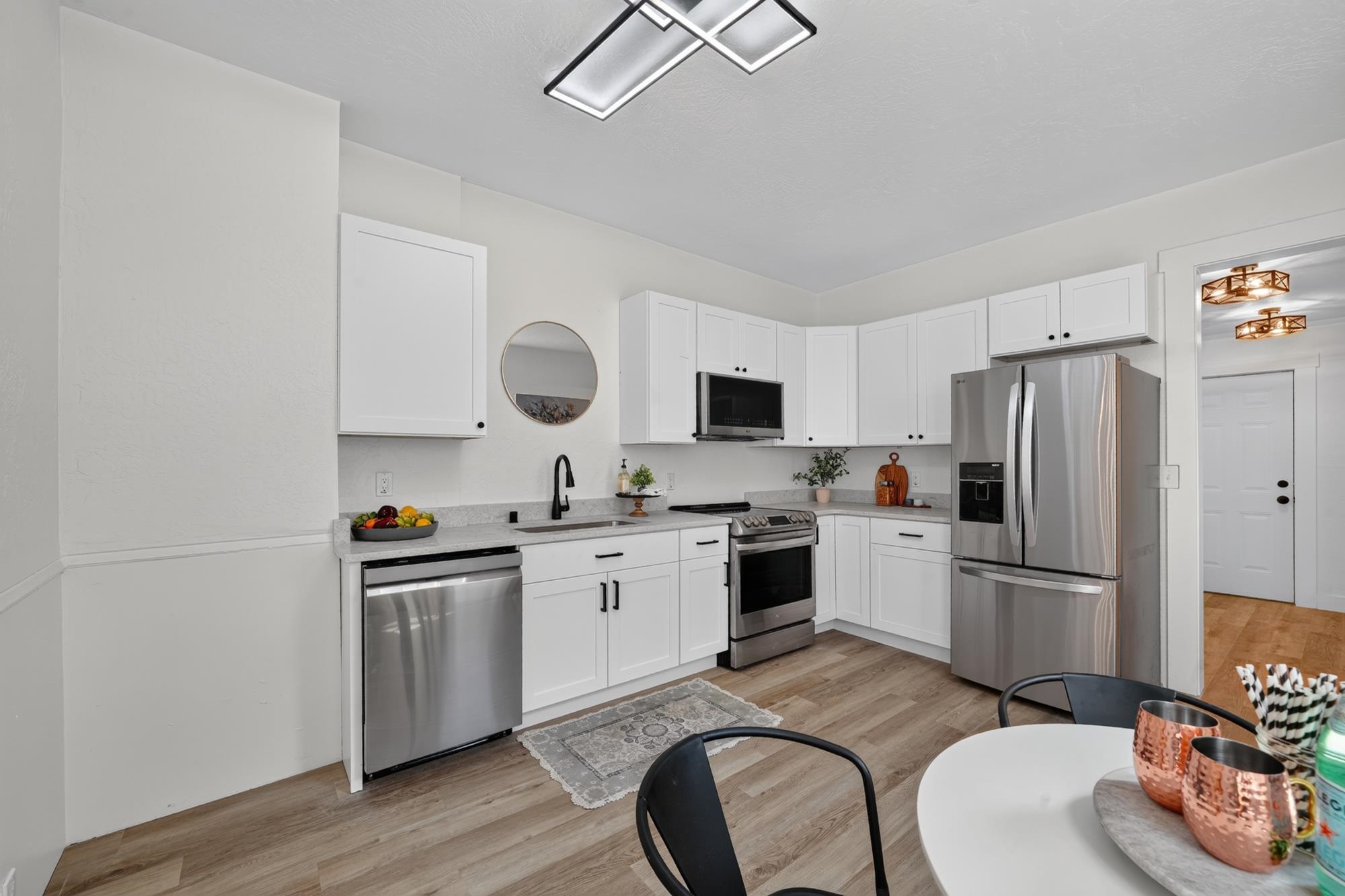 907 W Maxwell Ave - Photo 11