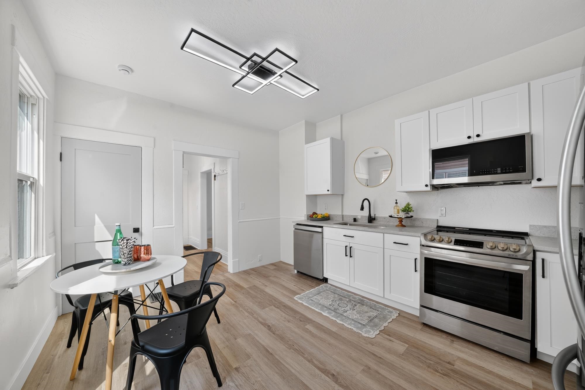 907 W Maxwell Ave - Photo 12