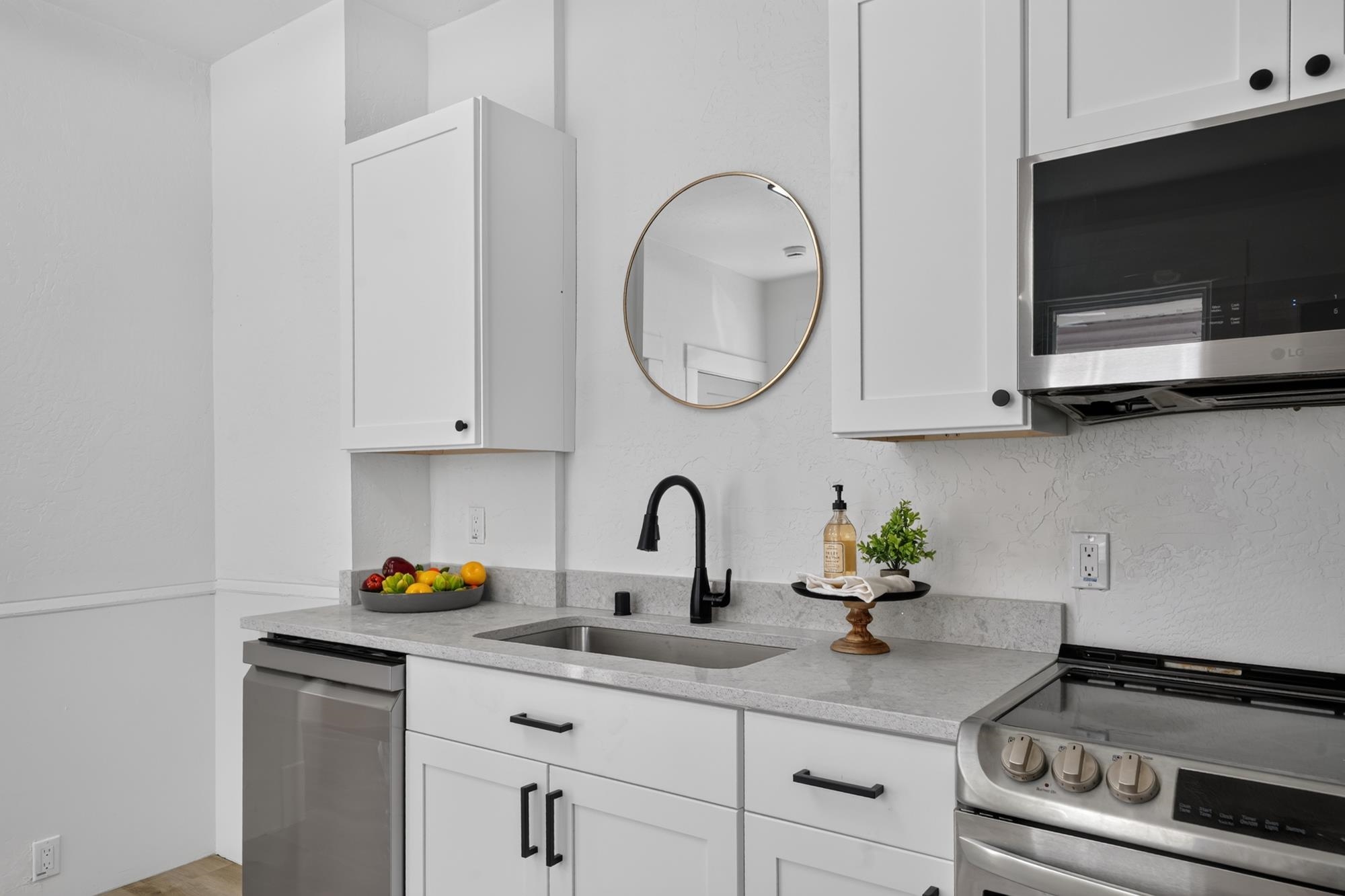 907 W Maxwell Ave - Photo 16
