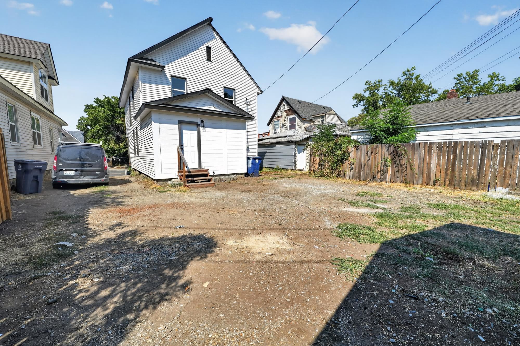 907 W Maxwell Ave - Photo 42