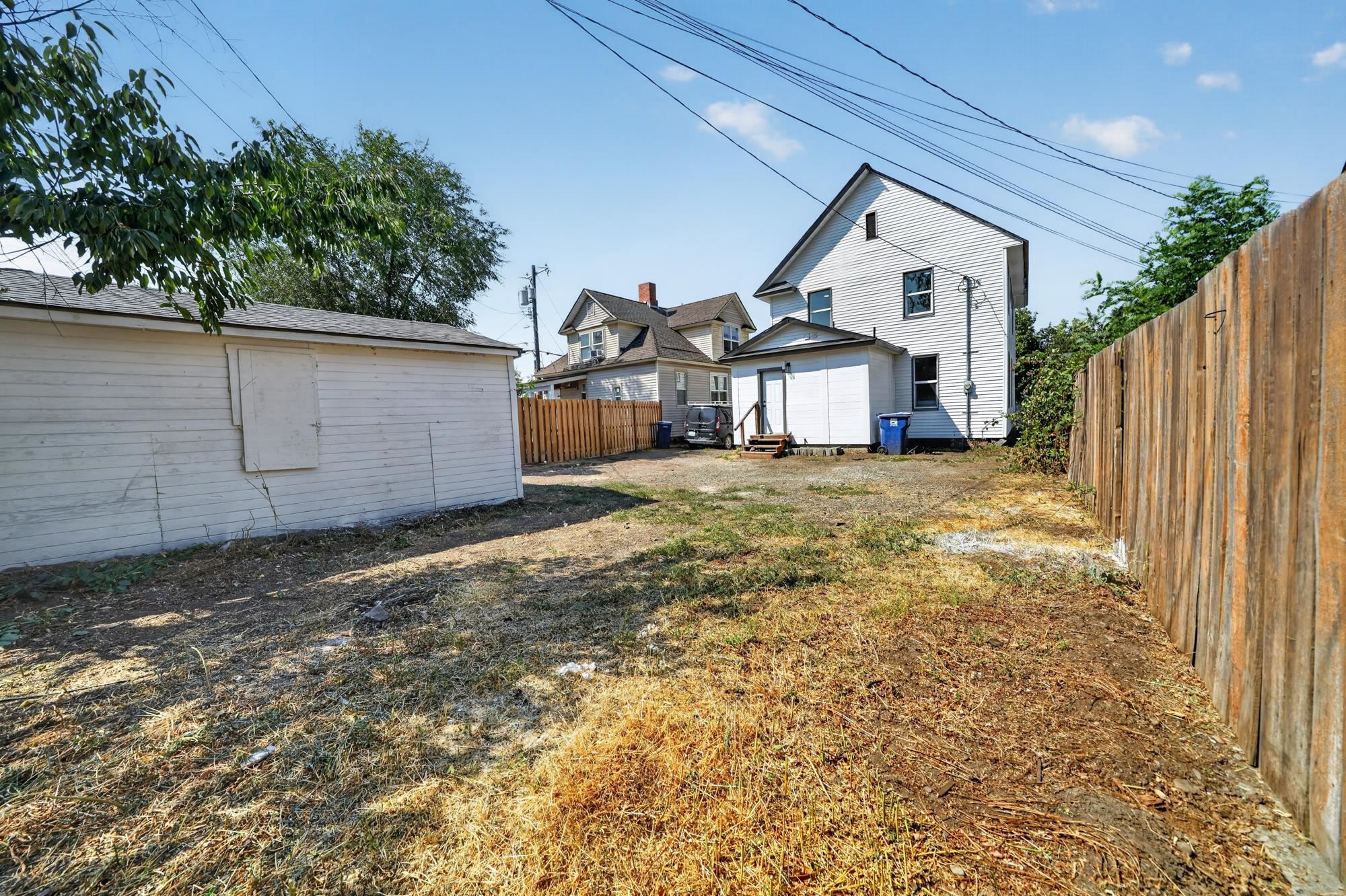 907 W Maxwell Ave - Photo 44