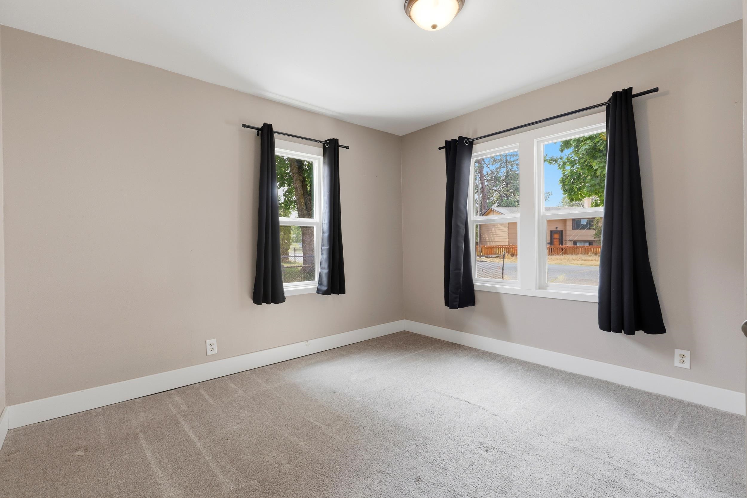 4830 N Alameda Blvd - Photo 11