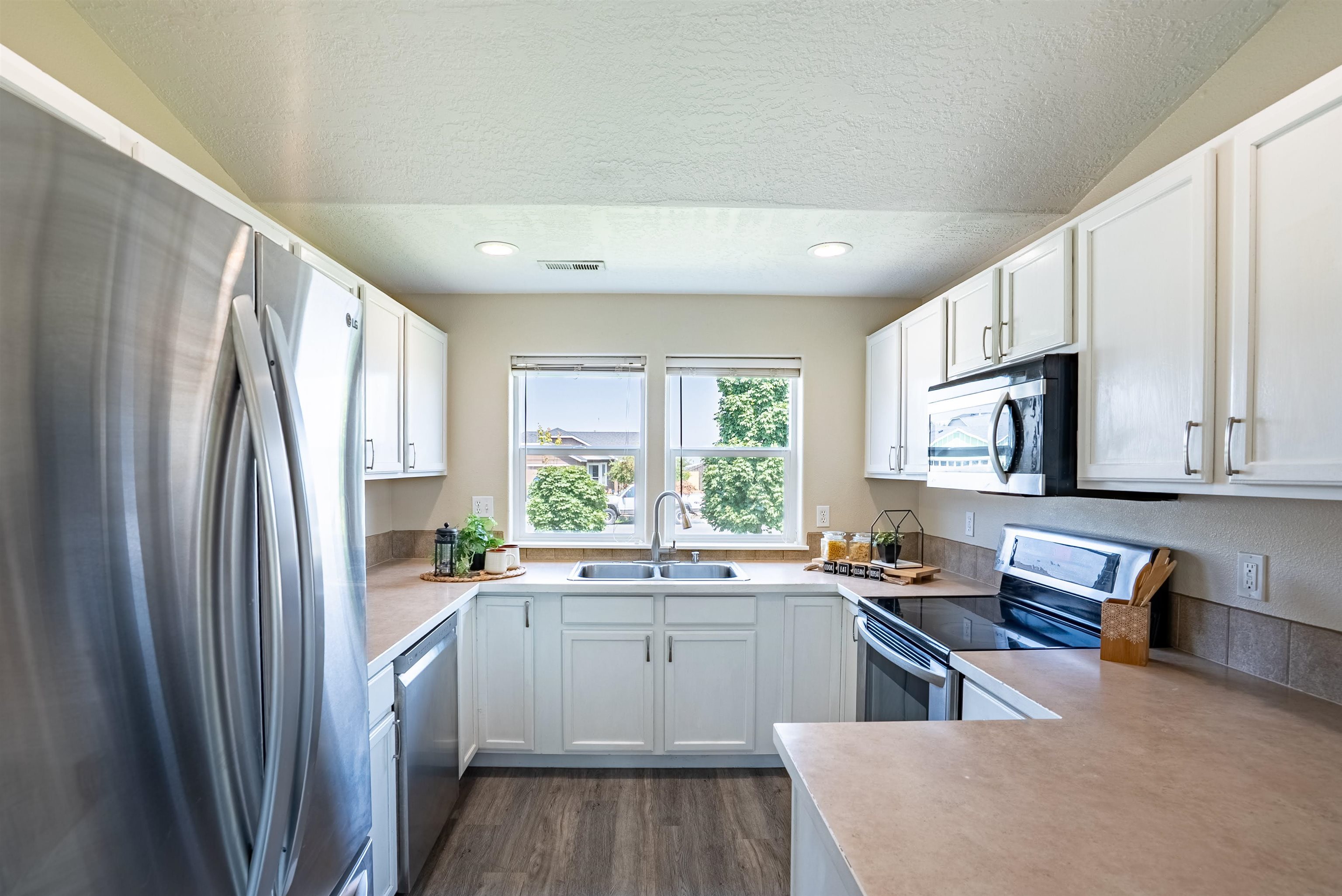 12399 W 2nd Ave - Photo 7