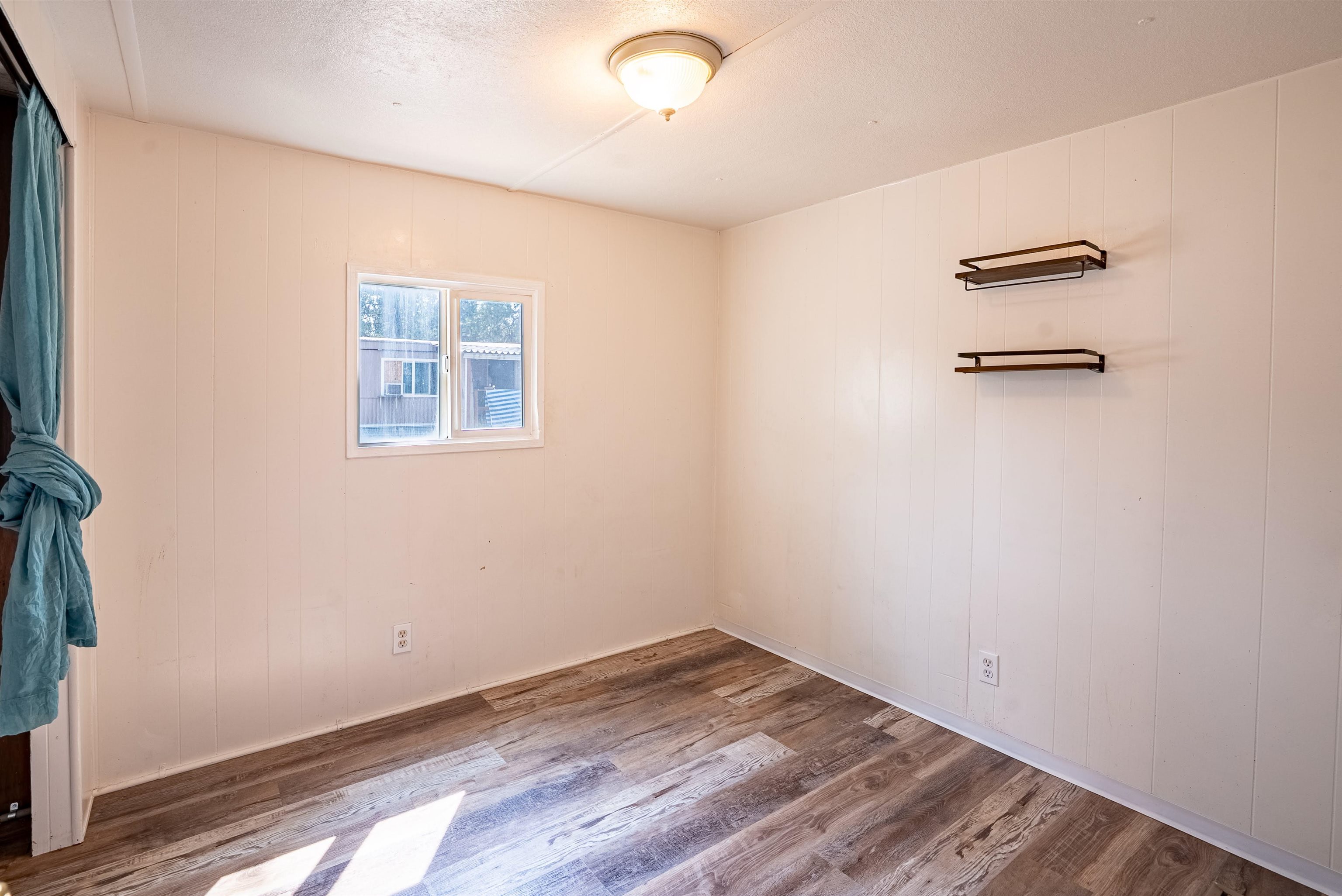 34124 N Newport Hwy - Photo 10