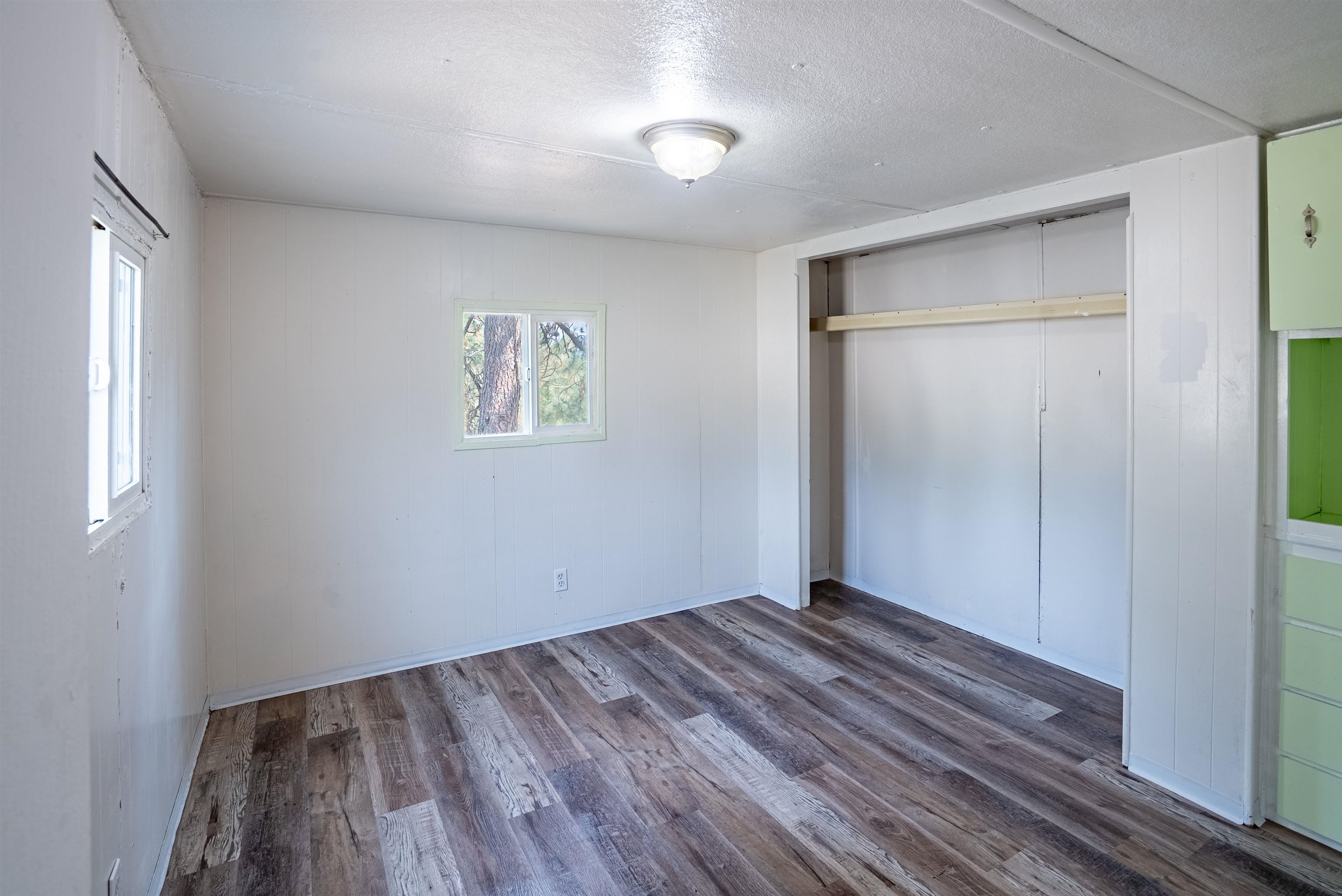34124 N Newport Hwy - Photo 12
