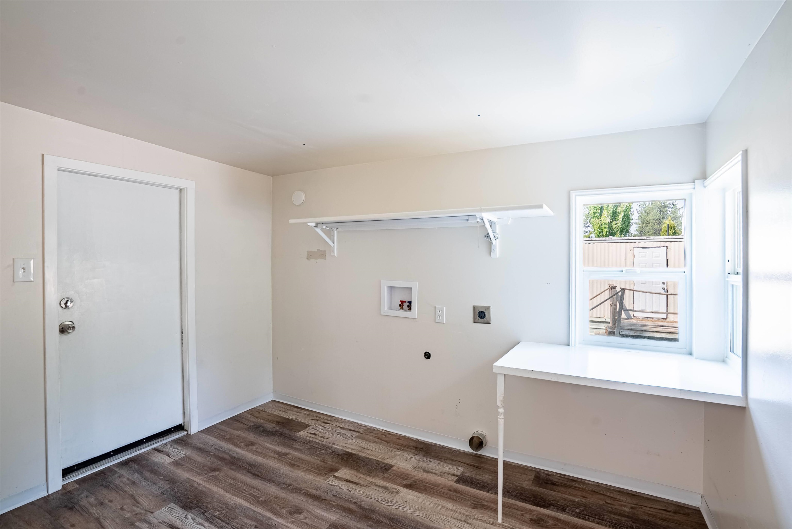 34124 N Newport Hwy - Photo 14