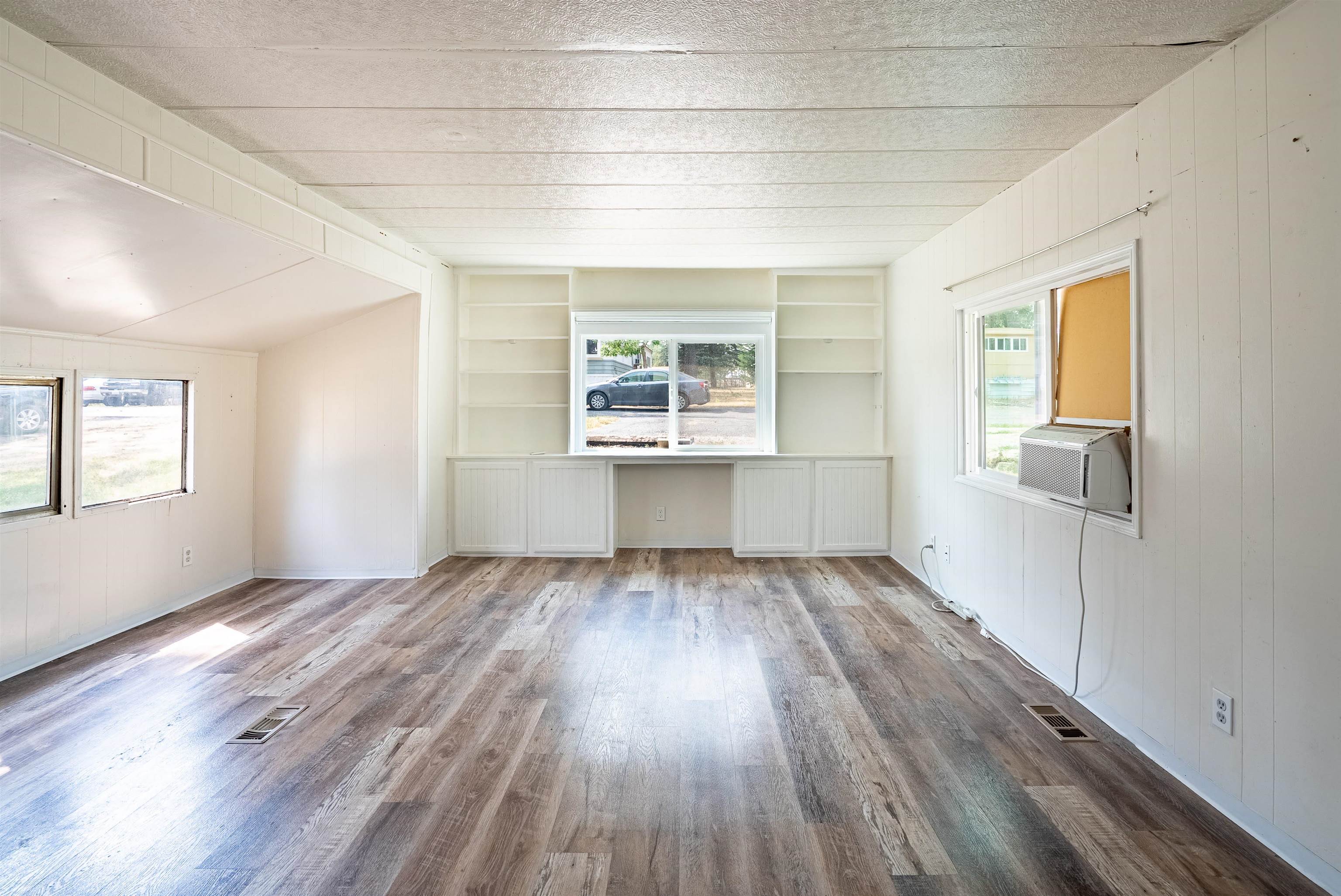 34124 N Newport Hwy - Photo 5