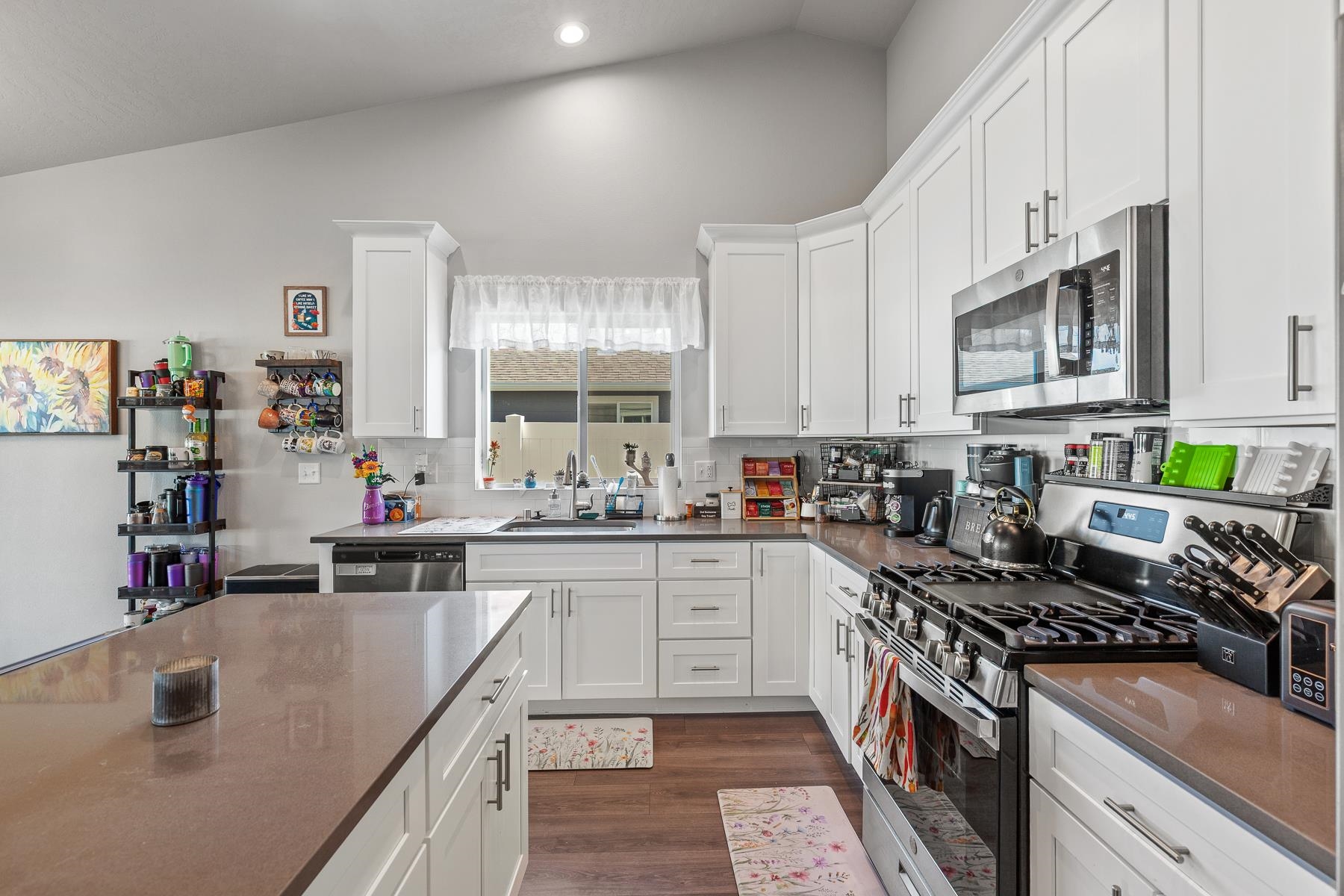 418 N Arc Ct - Photo 7