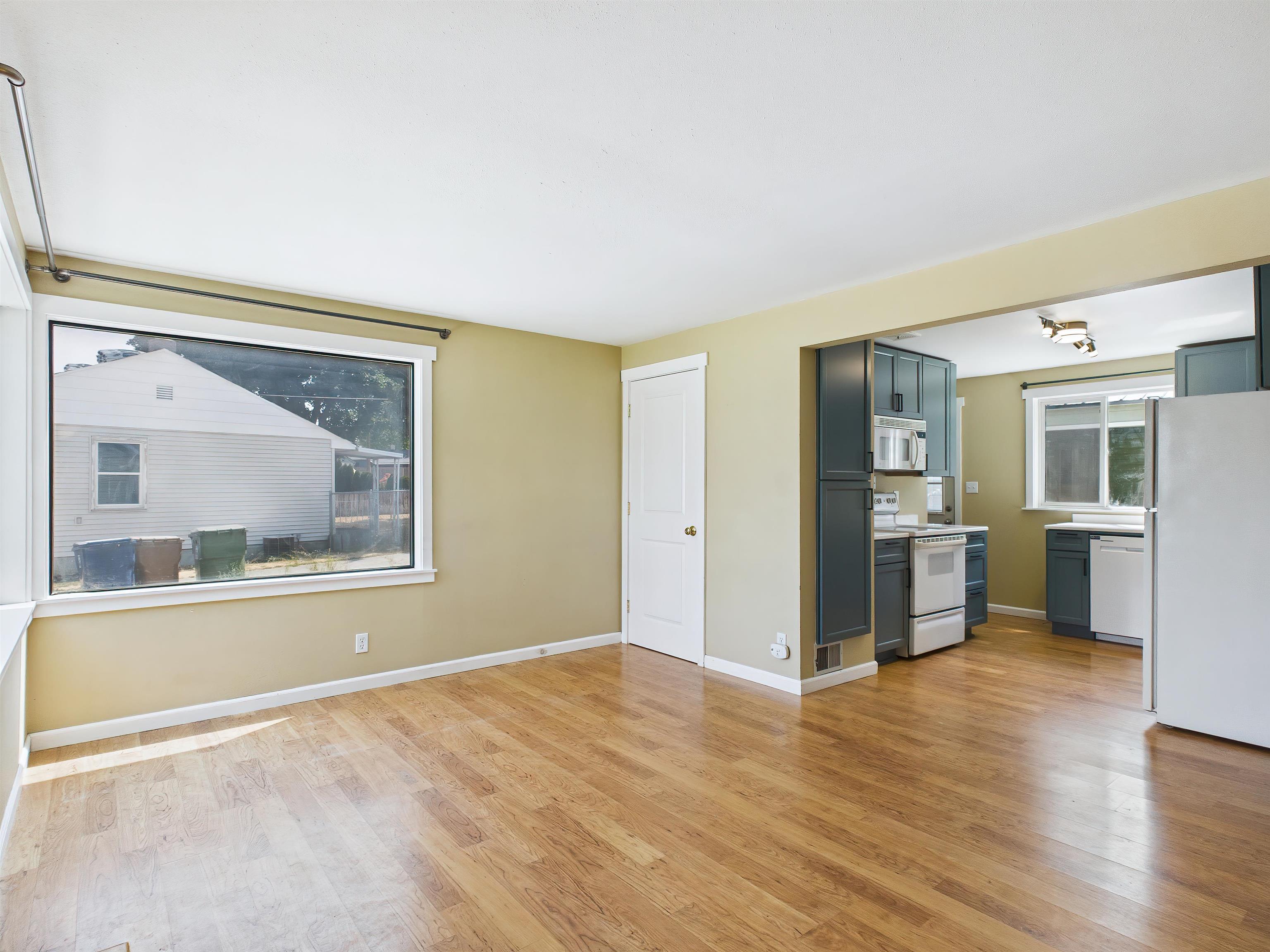 5911 N Braeburn Dr - Photo 3