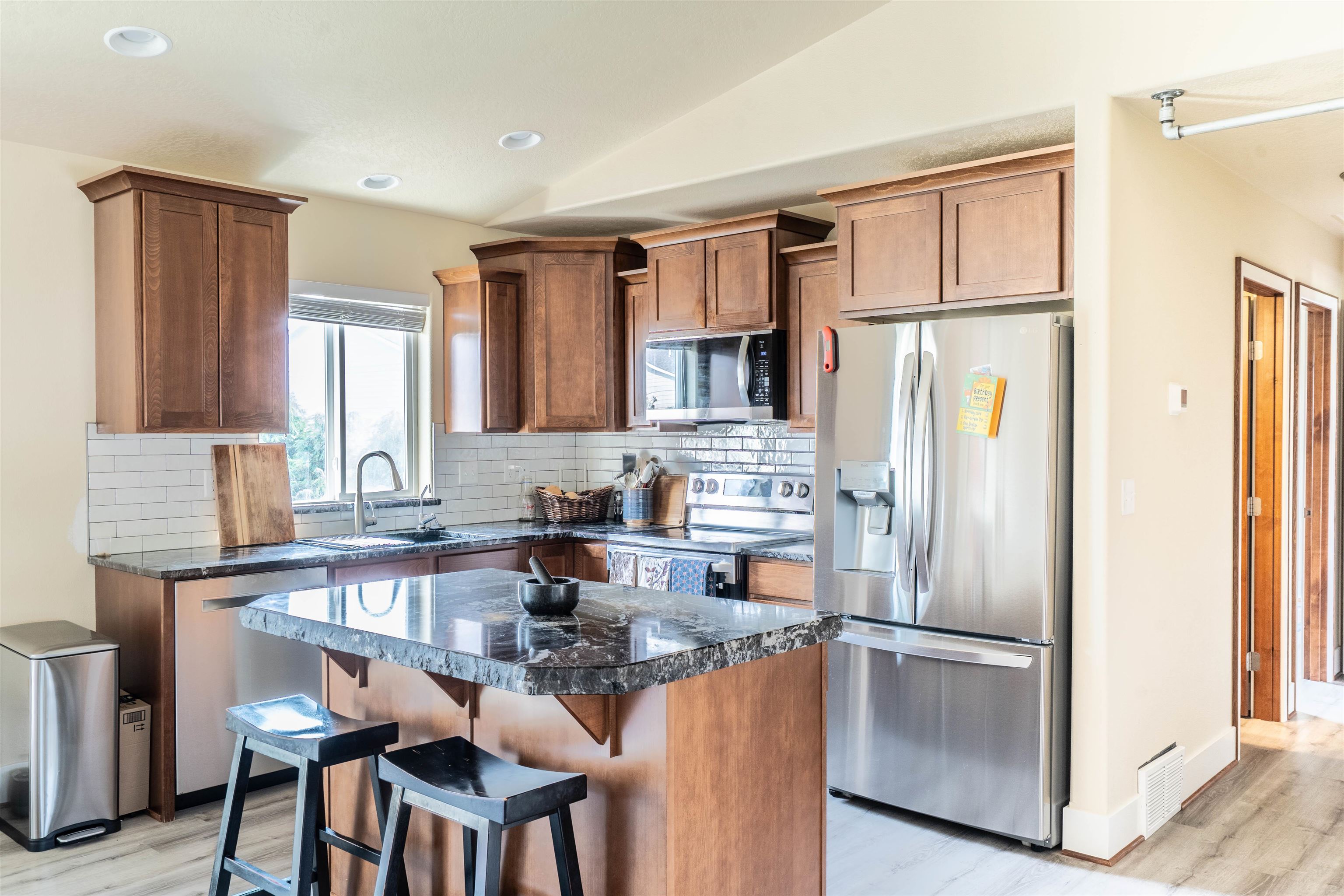 9806 E Hoffman Ct - Photo 7