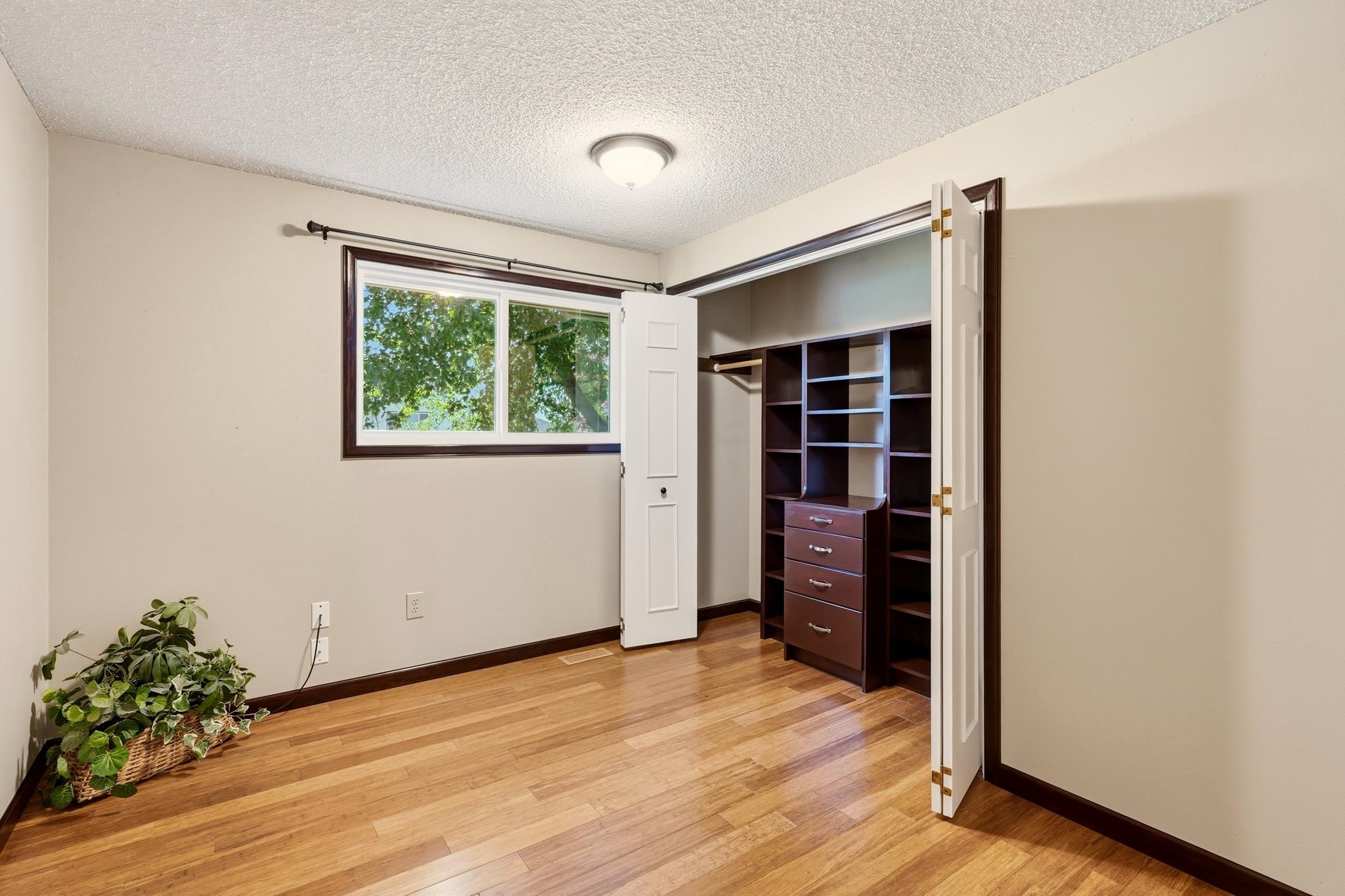 1225 S Woodlawn Rd - Photo 21