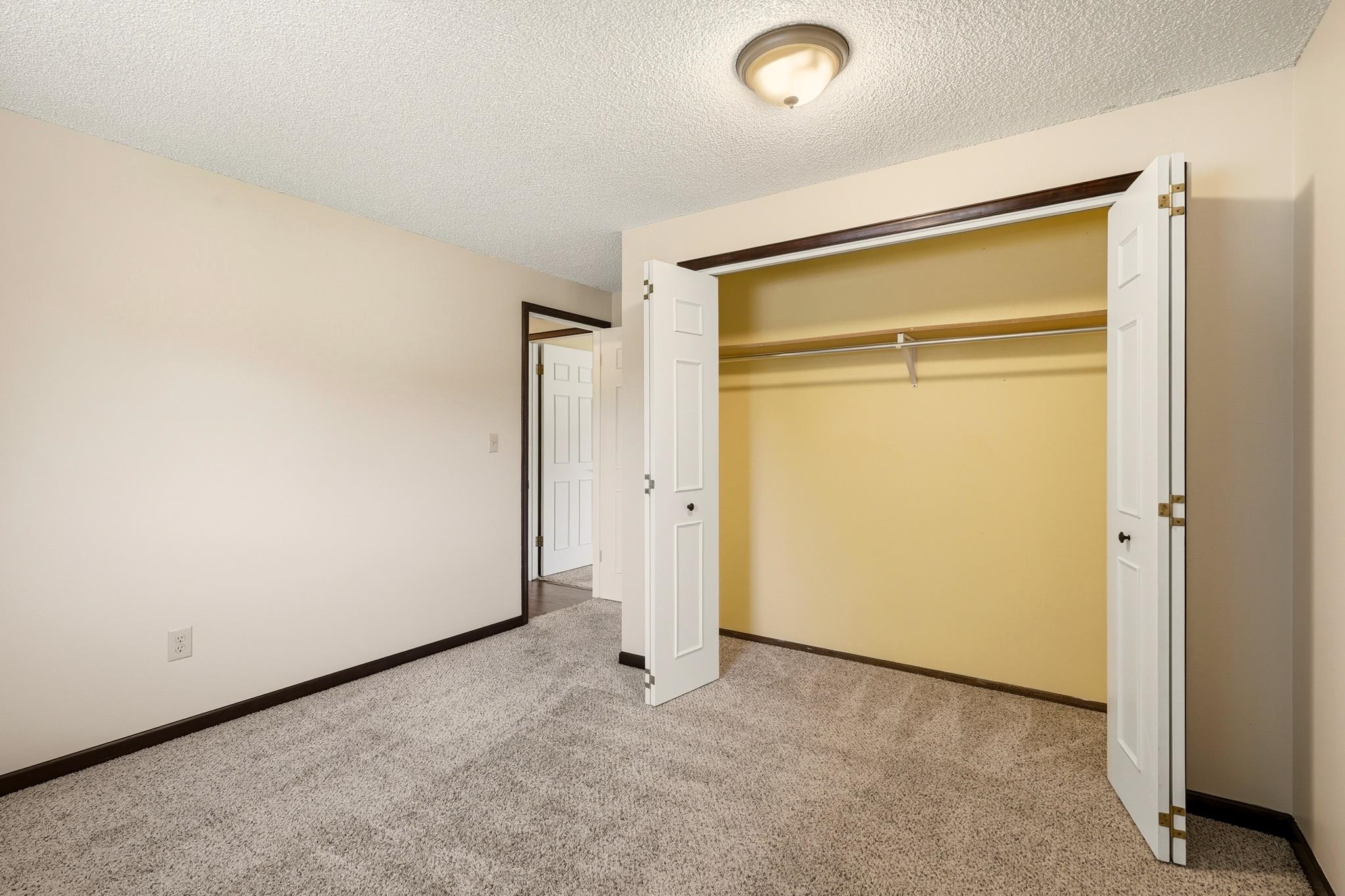 1225 S Woodlawn Rd - Photo 25