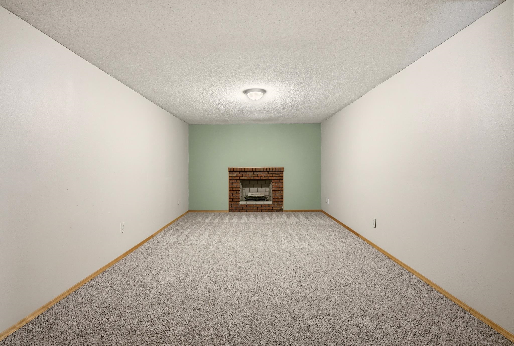 1225 S Woodlawn Rd - Photo 29