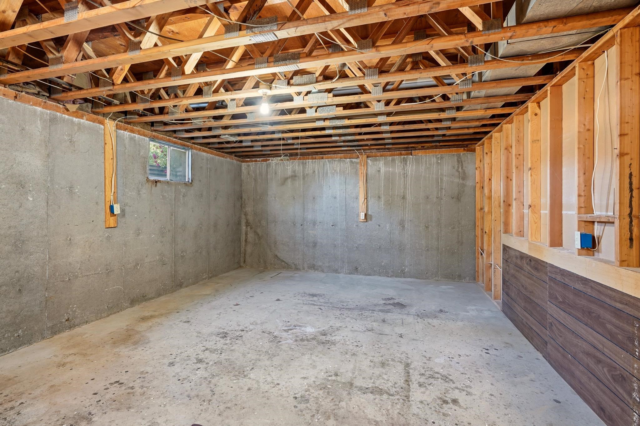 1225 S Woodlawn Rd - Photo 31
