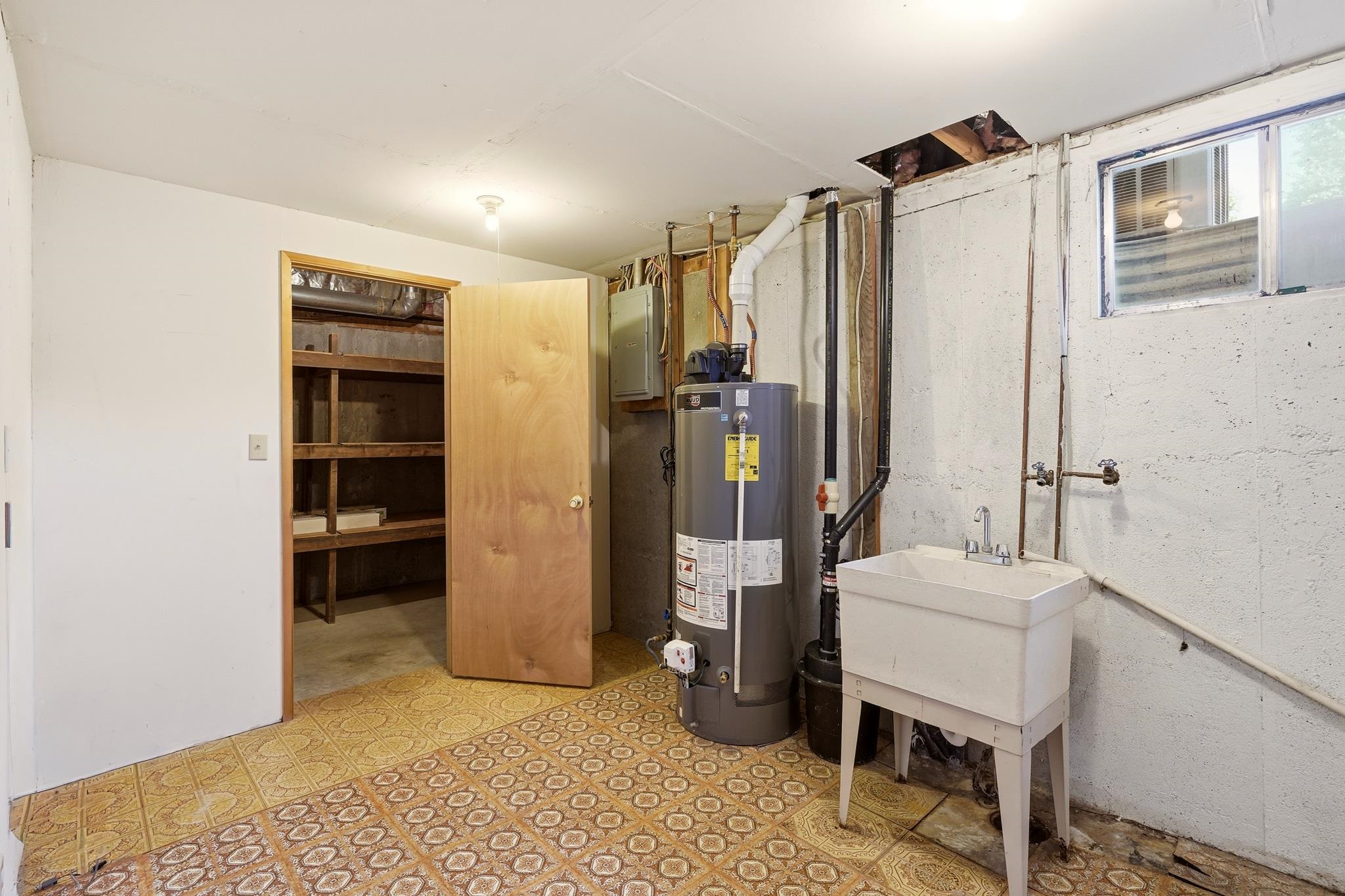 1225 S Woodlawn Rd - Photo 34