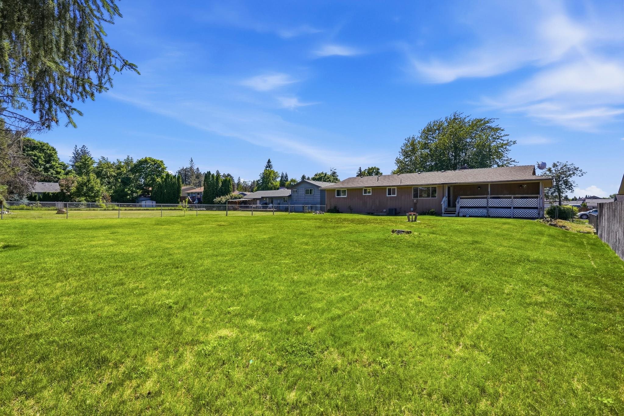 1225 S Woodlawn Rd - Photo 39